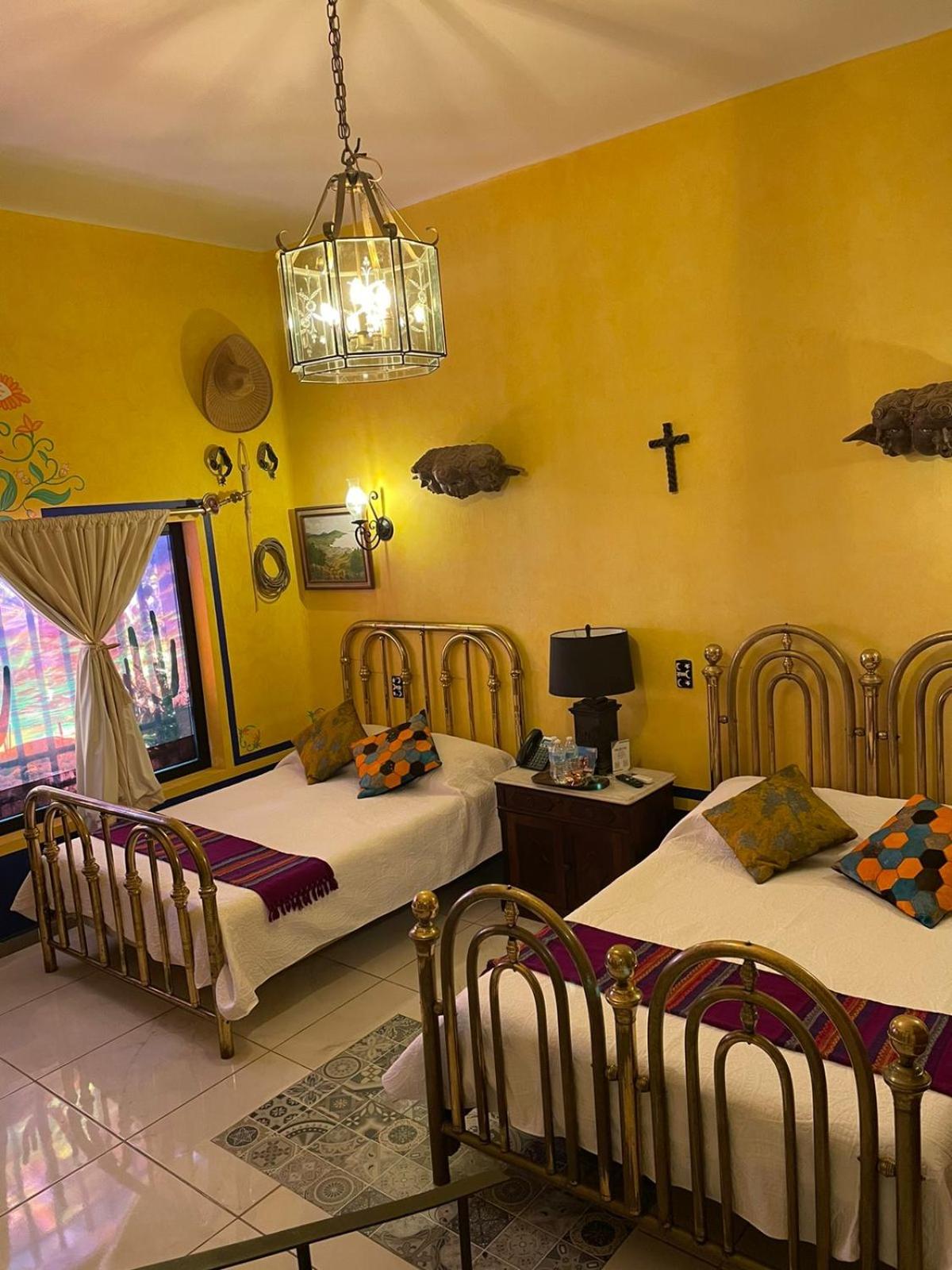 Double Room - Photo 9