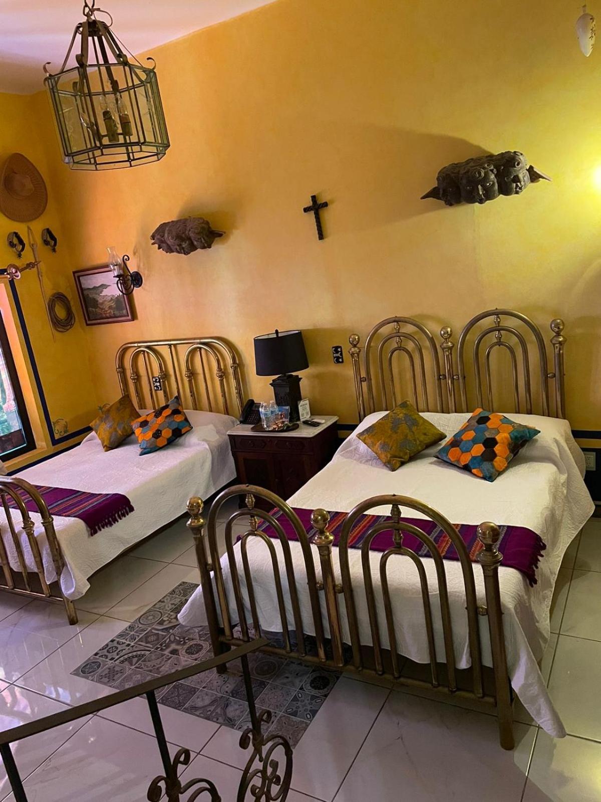 Double Room - Photo 3