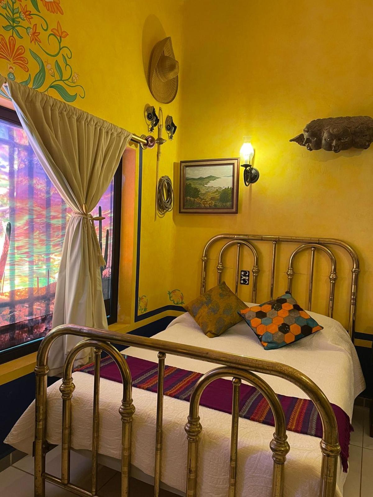 Double Room - Photo 6
