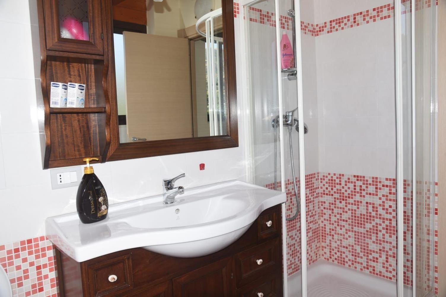 Family Room With Private Bathroom photo 3