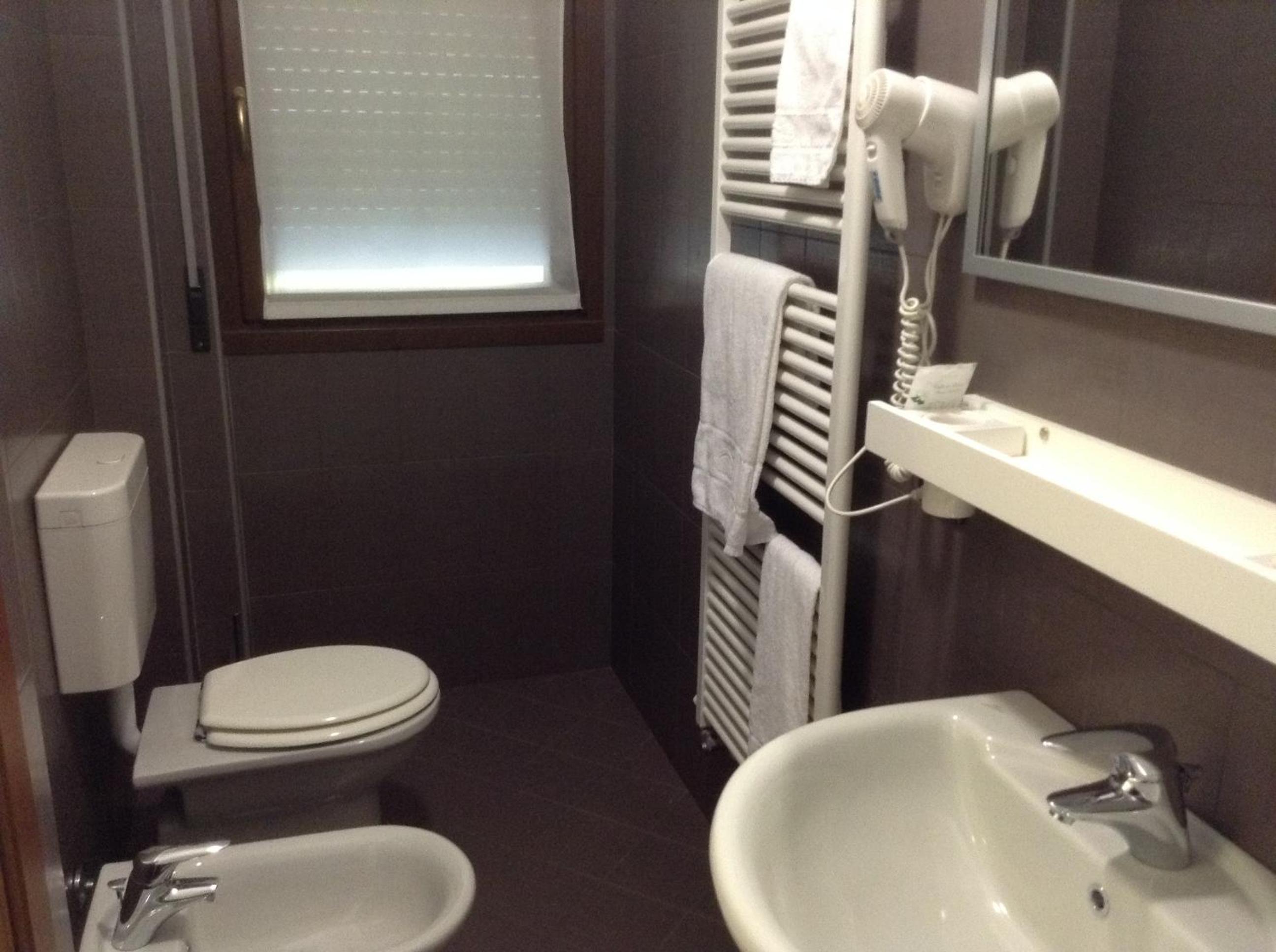 Triple Room with Balcony - Photo 3