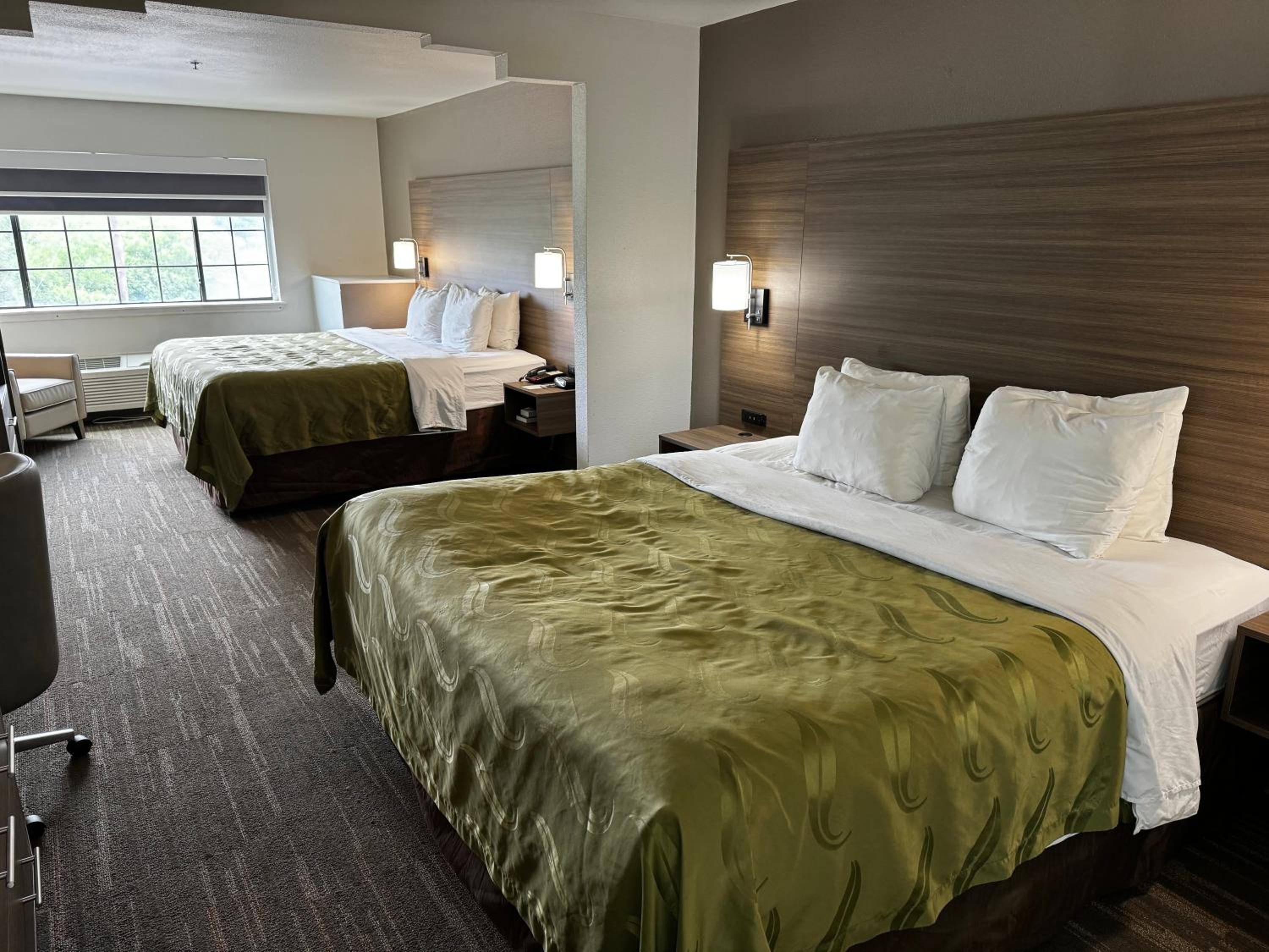 King Room with Two King Beds - Photo 1
