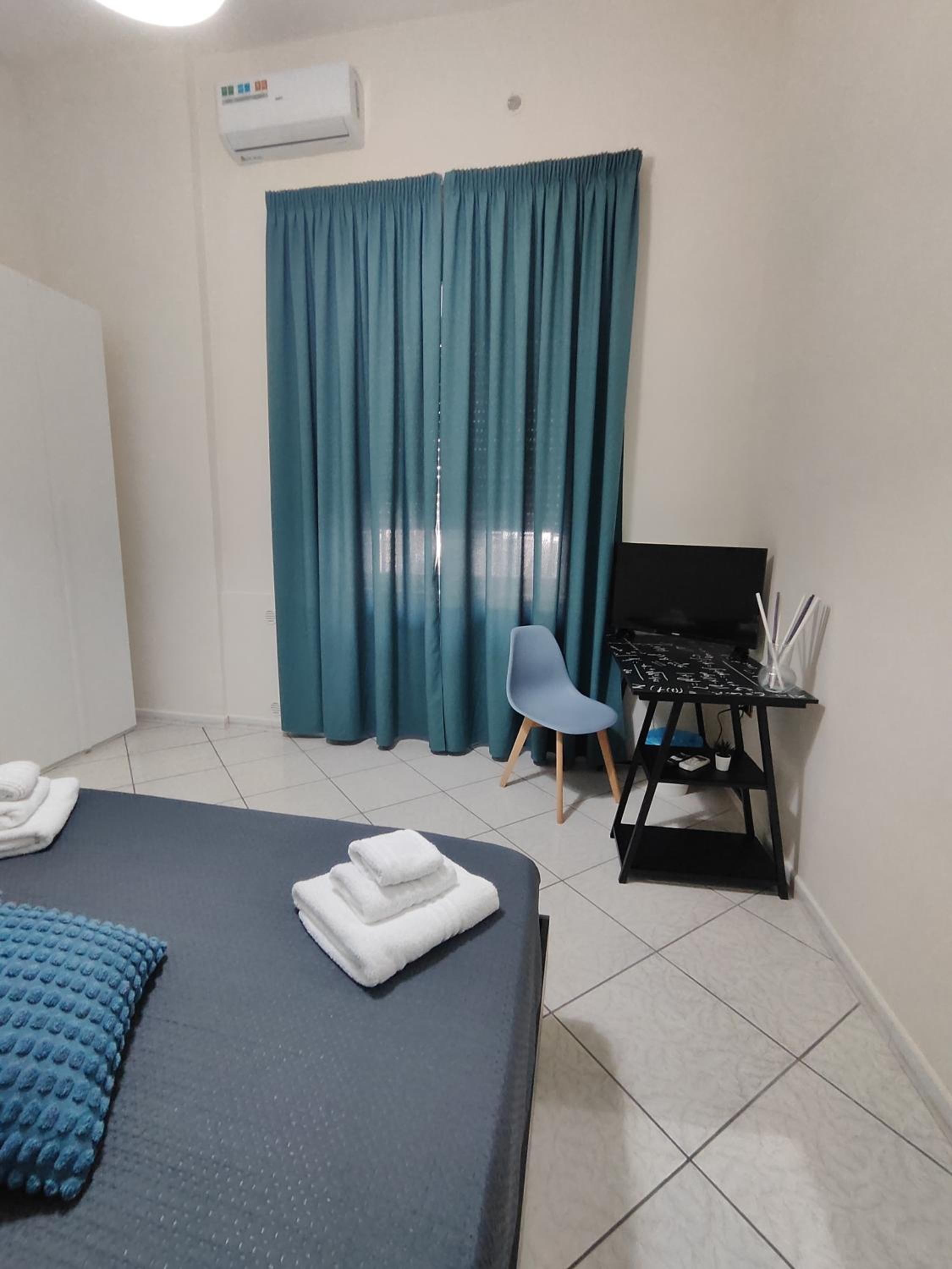 Two-Bedroom Deluxe Apartment photo 3