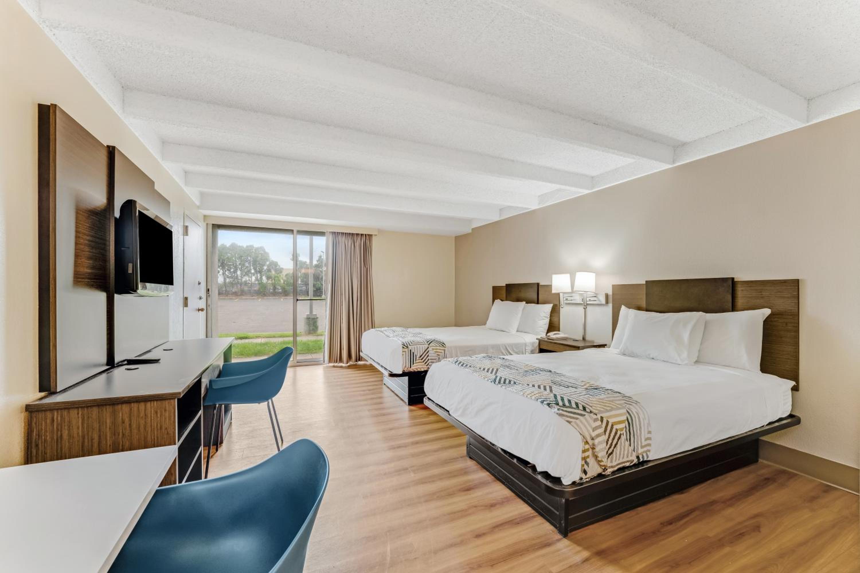 Double Room - Photo 1