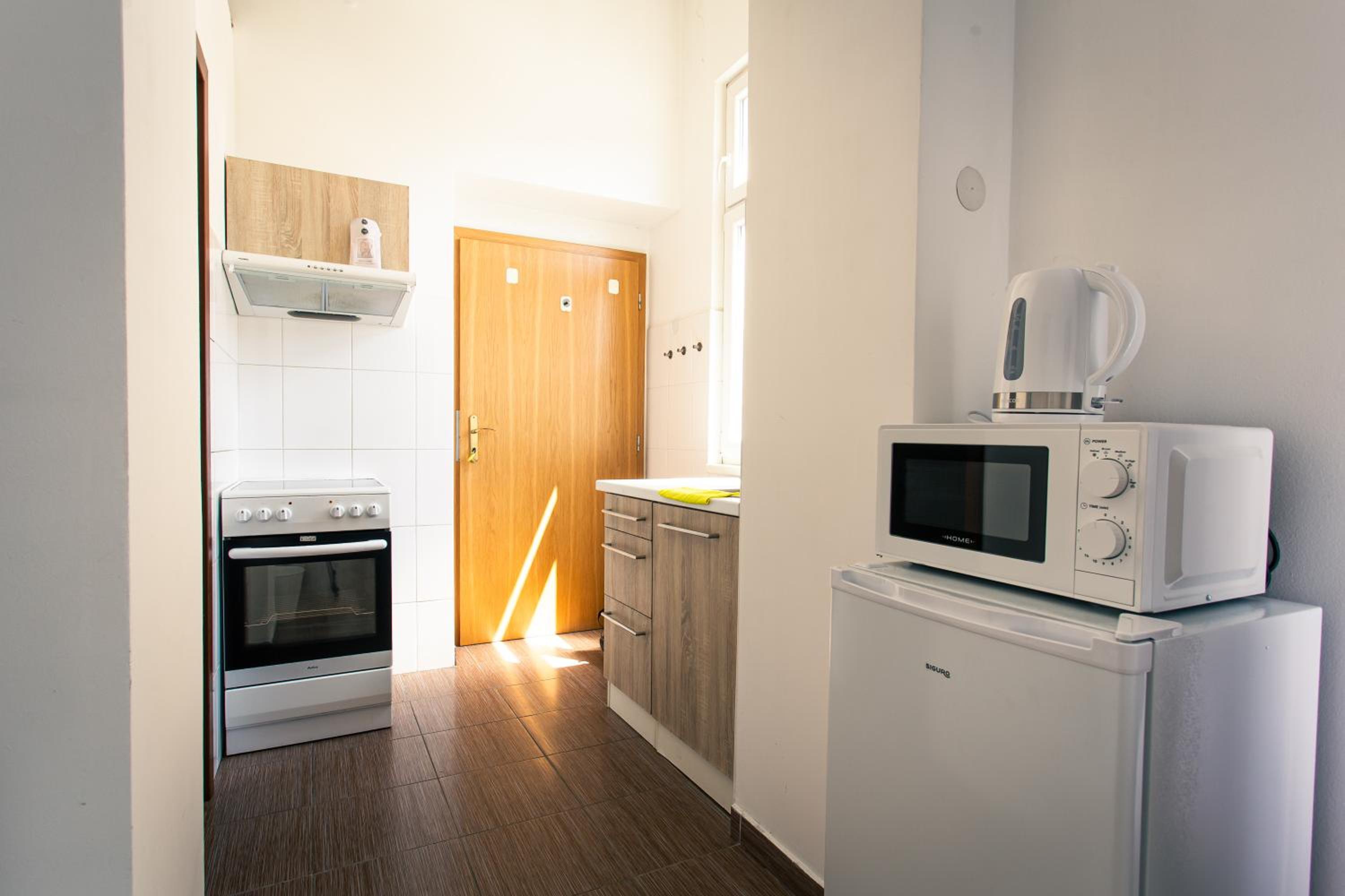 One-Bedroom Apartment photo 1