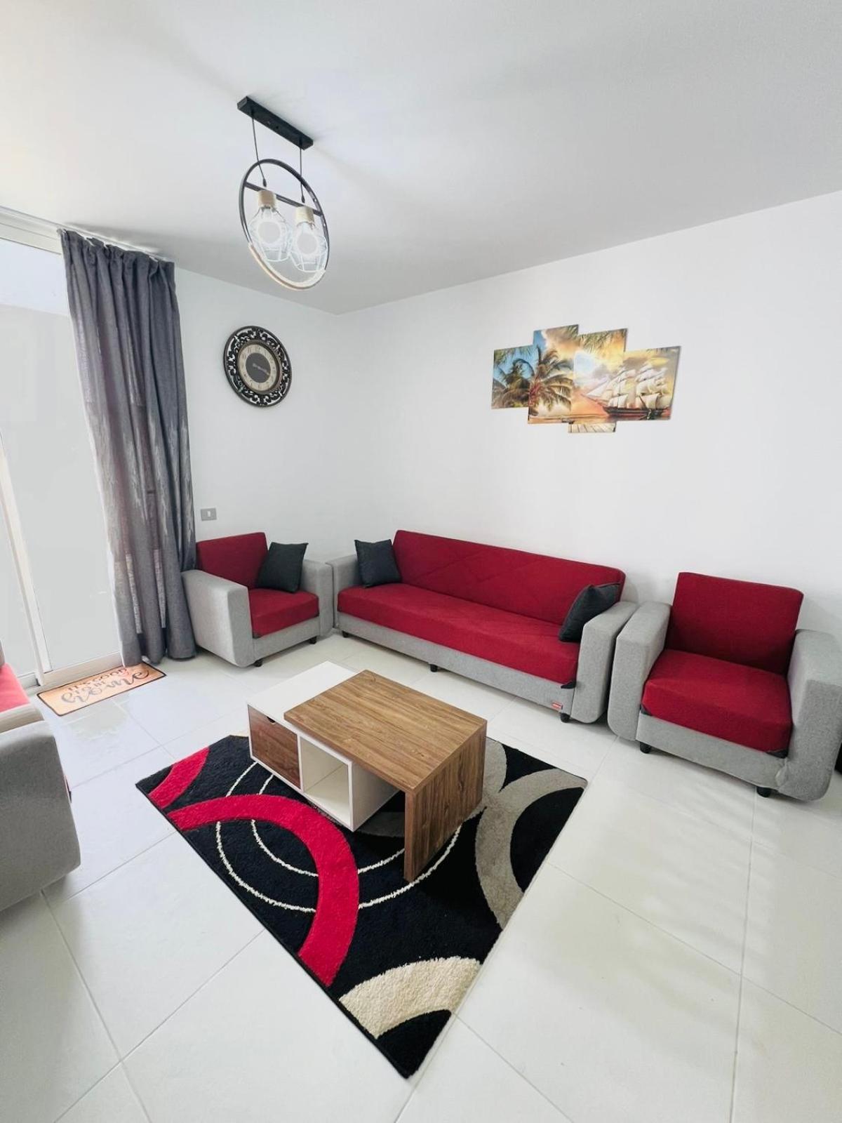 Three-Bedroom Chalet photo 3
