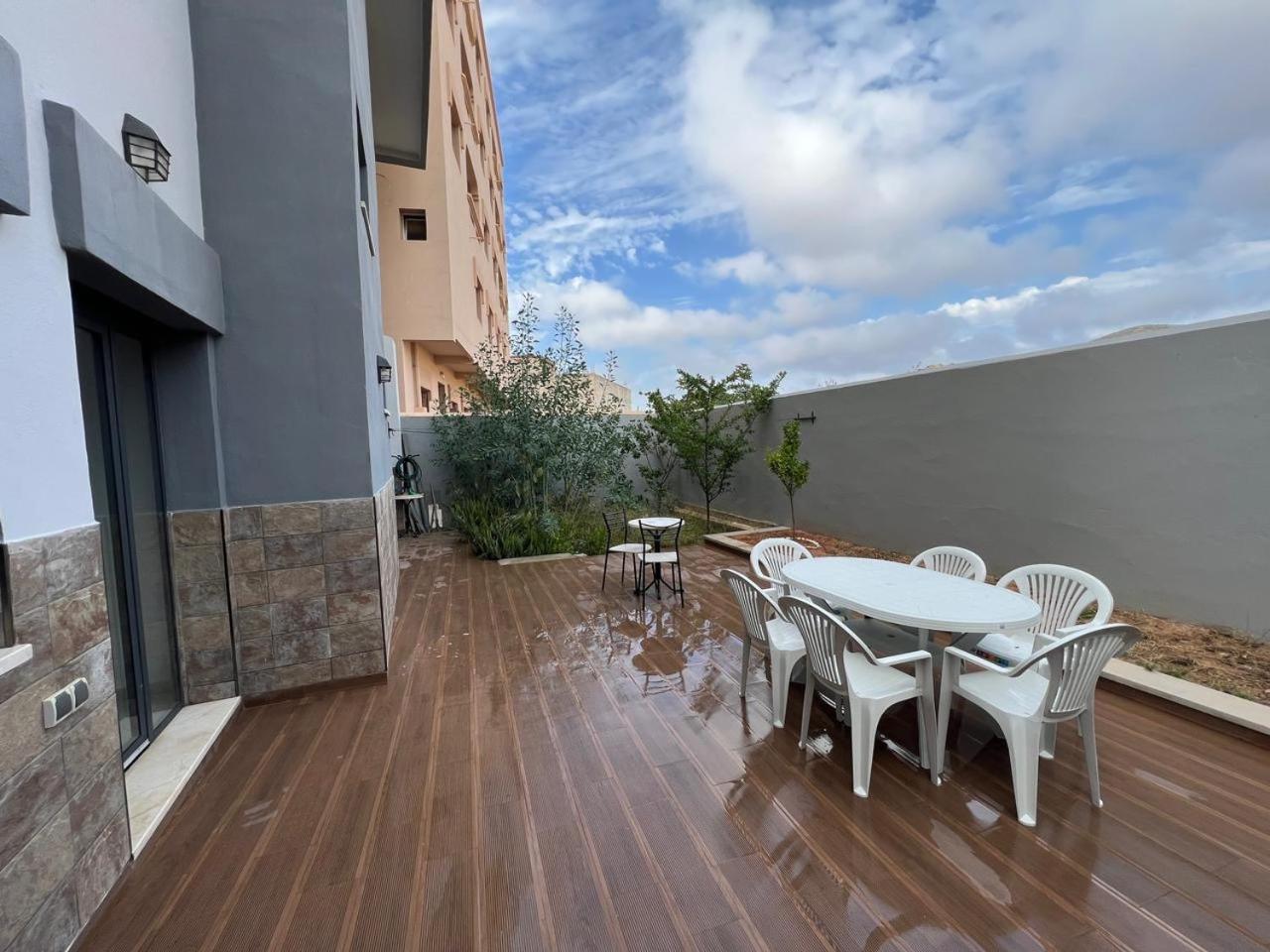 Apartment With Garden View photo 2