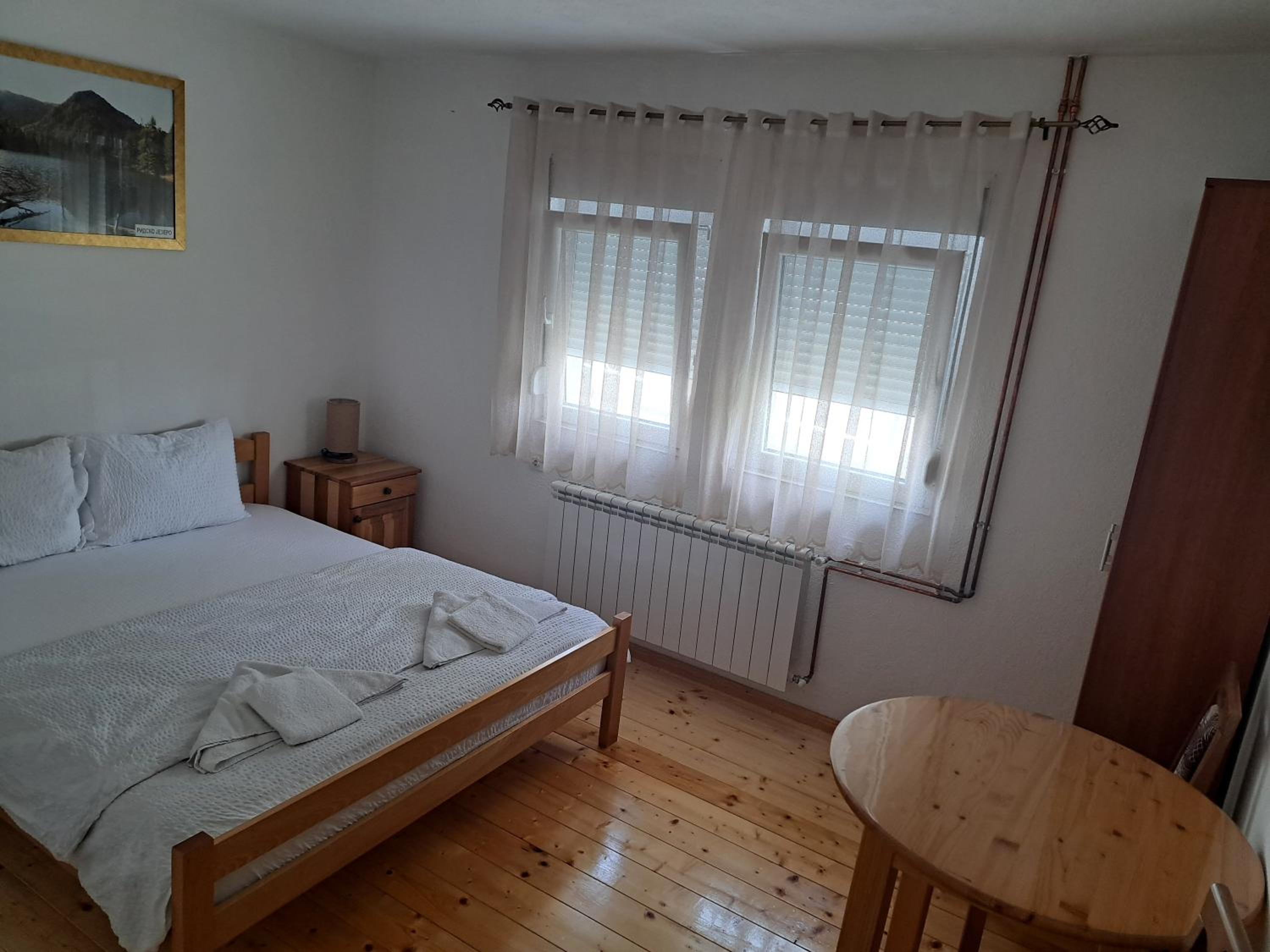 Double Room with Private Bathroom photo 3