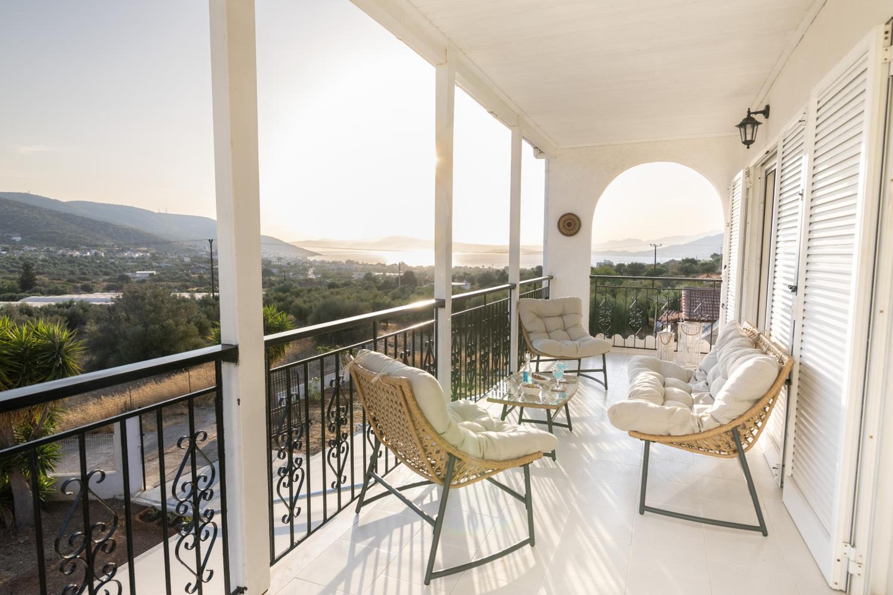 Villa with Sea View photo 2