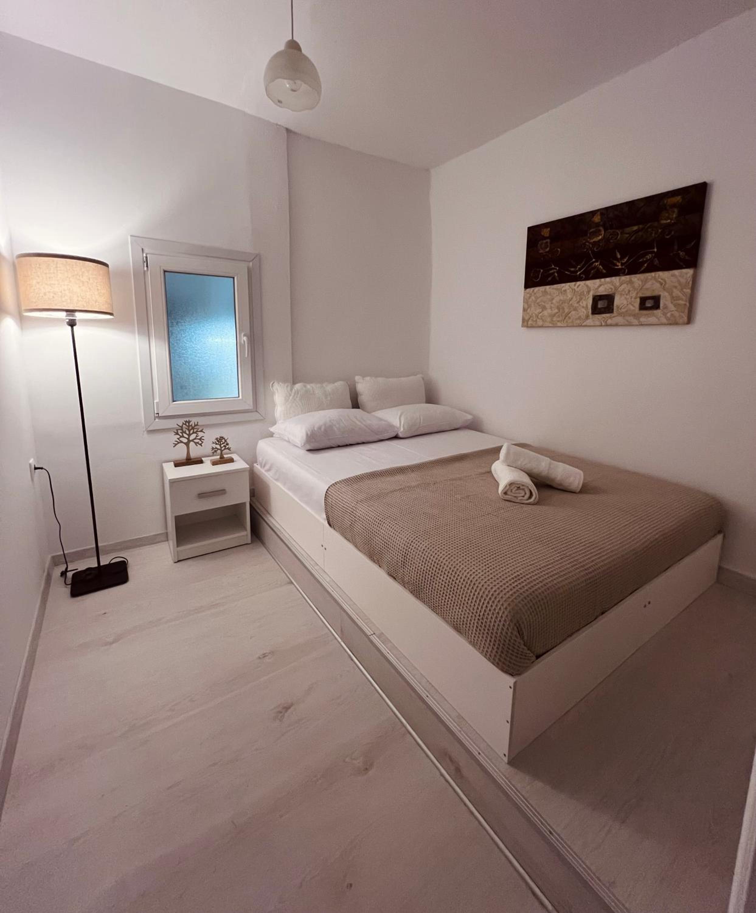 Two-Bedroom House photo 3