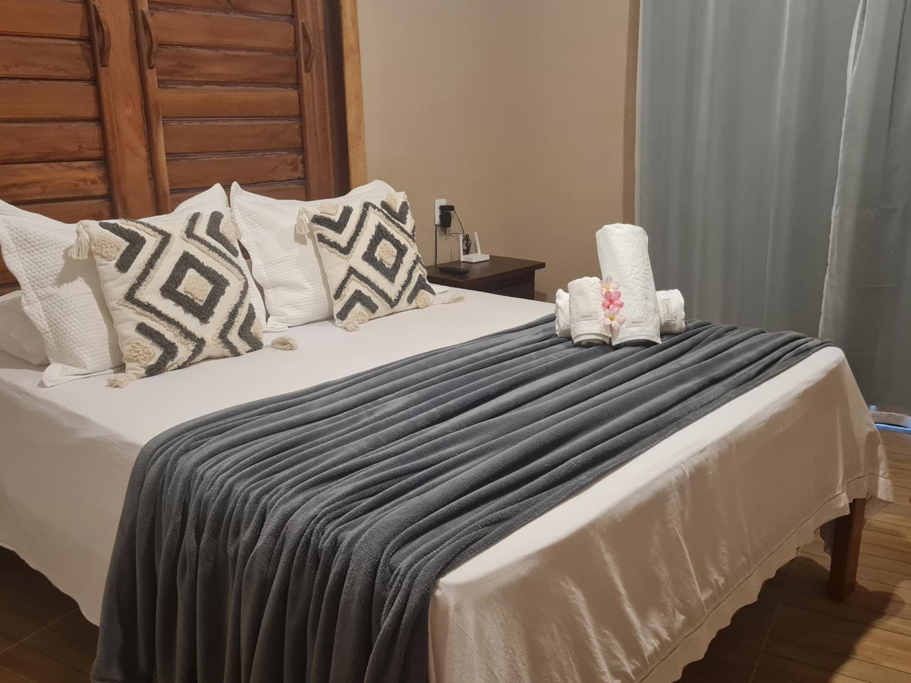 Deluxe Queen Room photo 1