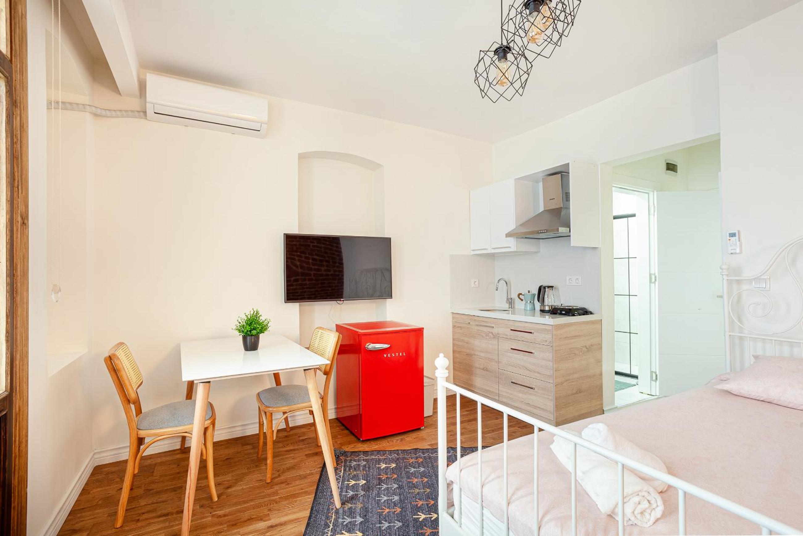 Budget Double Room photo 2