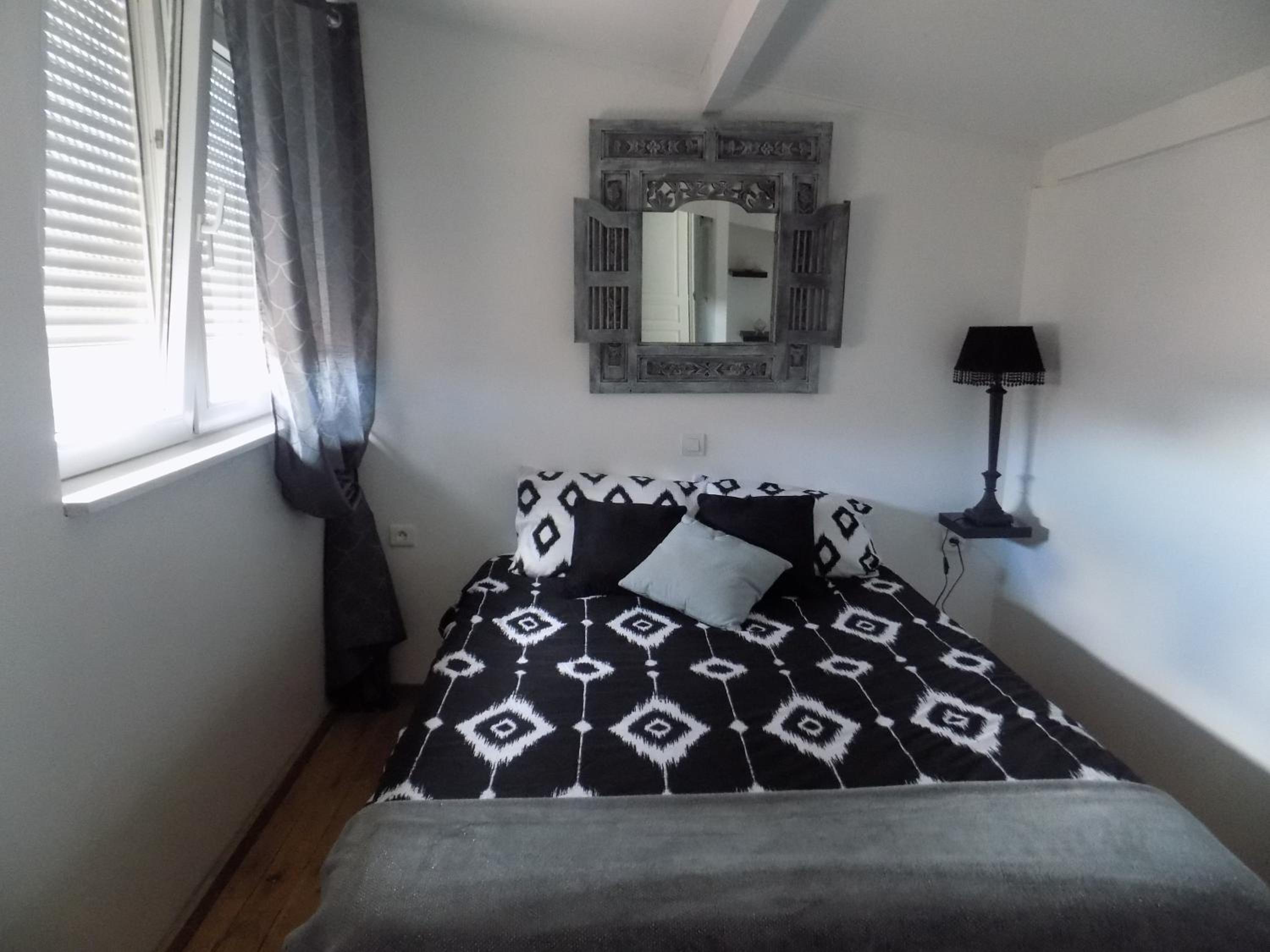 Double Room - Photo 6