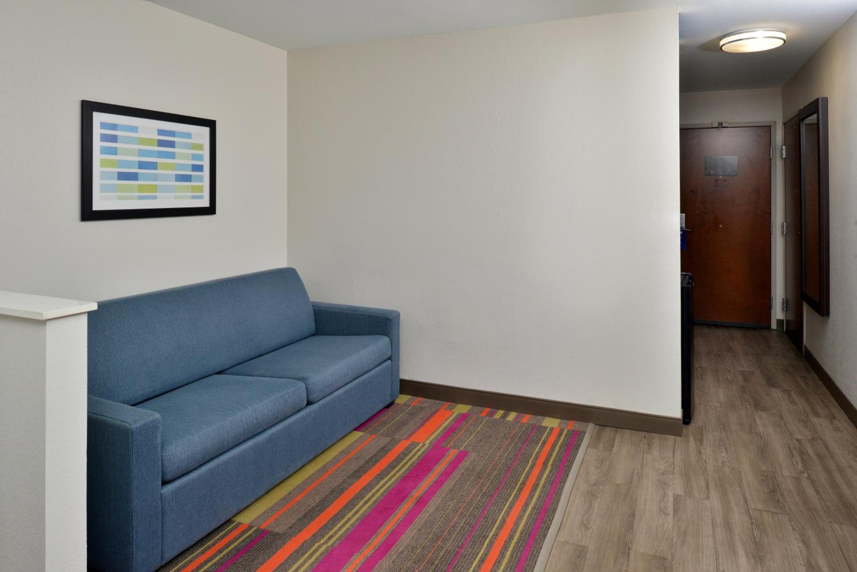 King Suite - Photo 8