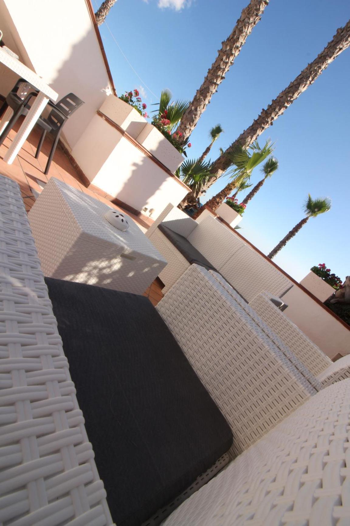 Apartment - Ground Floor photo 3