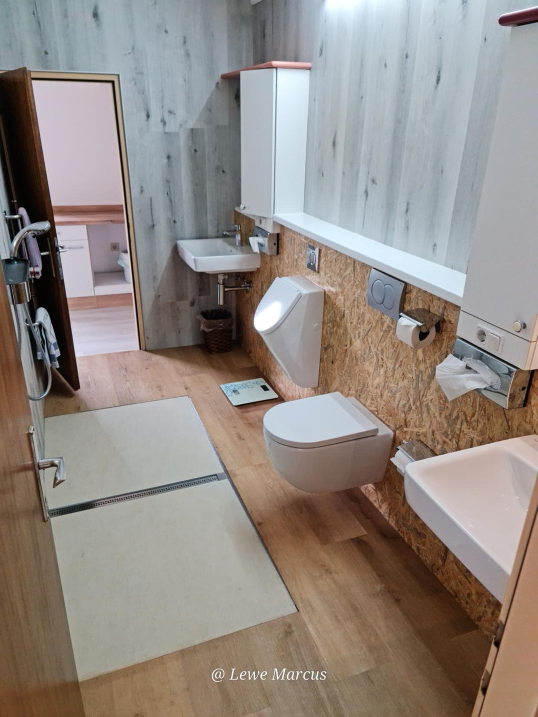 Apartment with Lake View photo 3