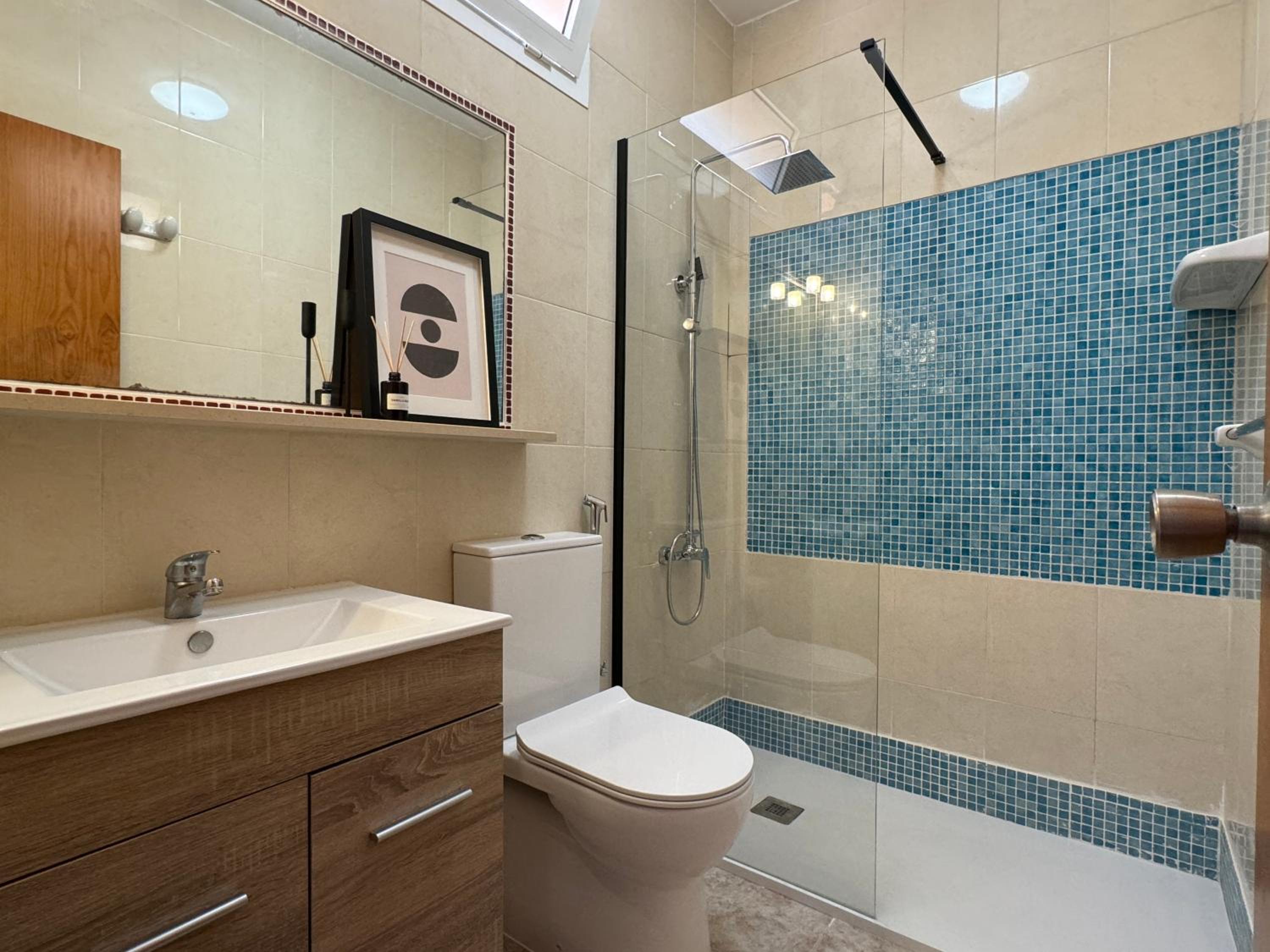 One-Bedroom House photo 2