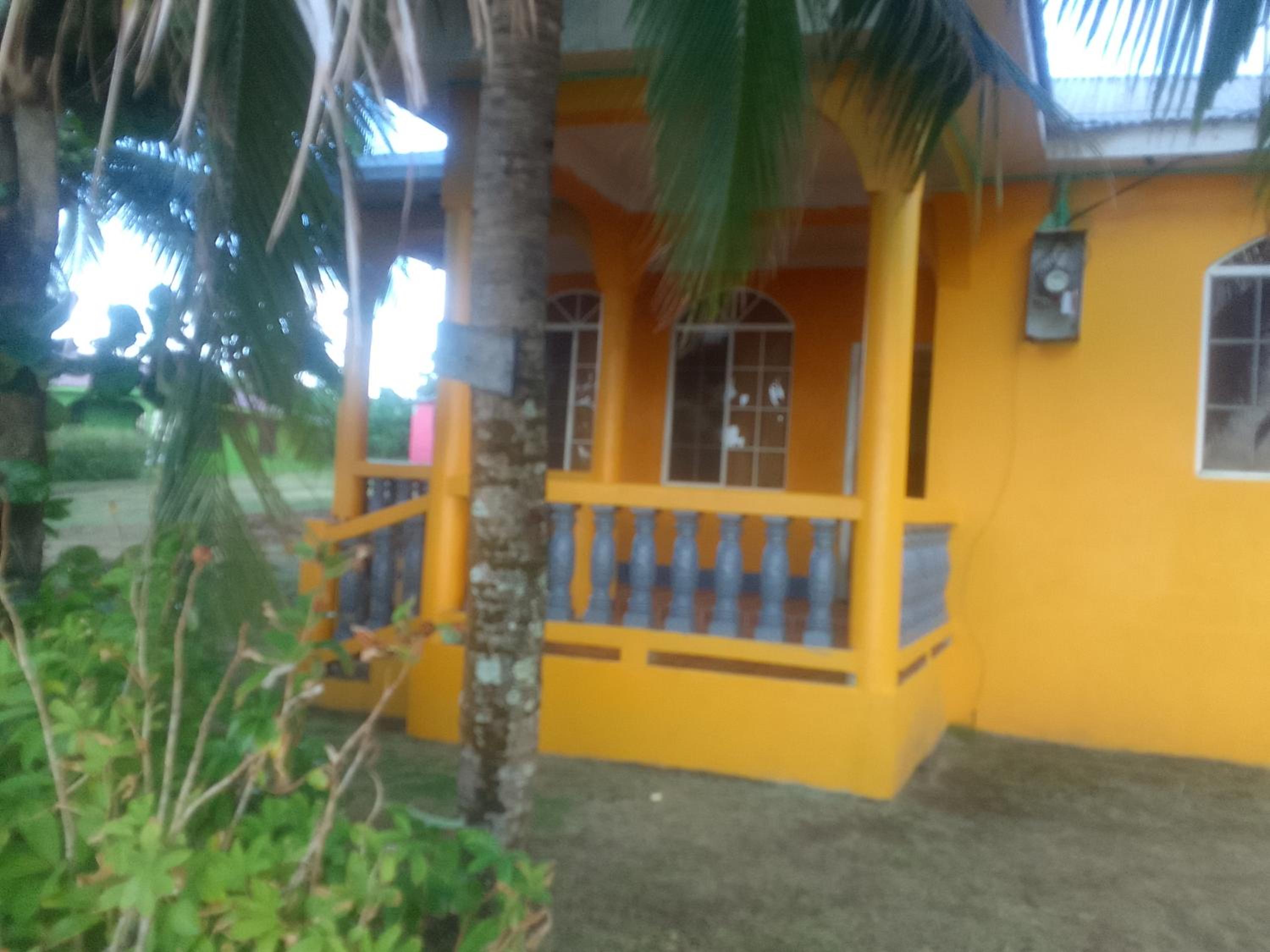 One-Bedroom House photo 2