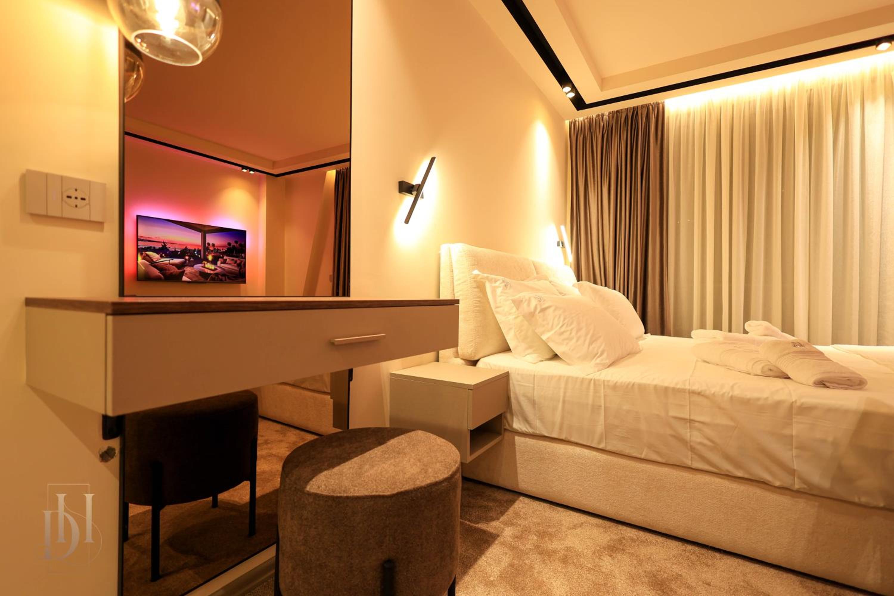 Double Room with Balcony photo 3