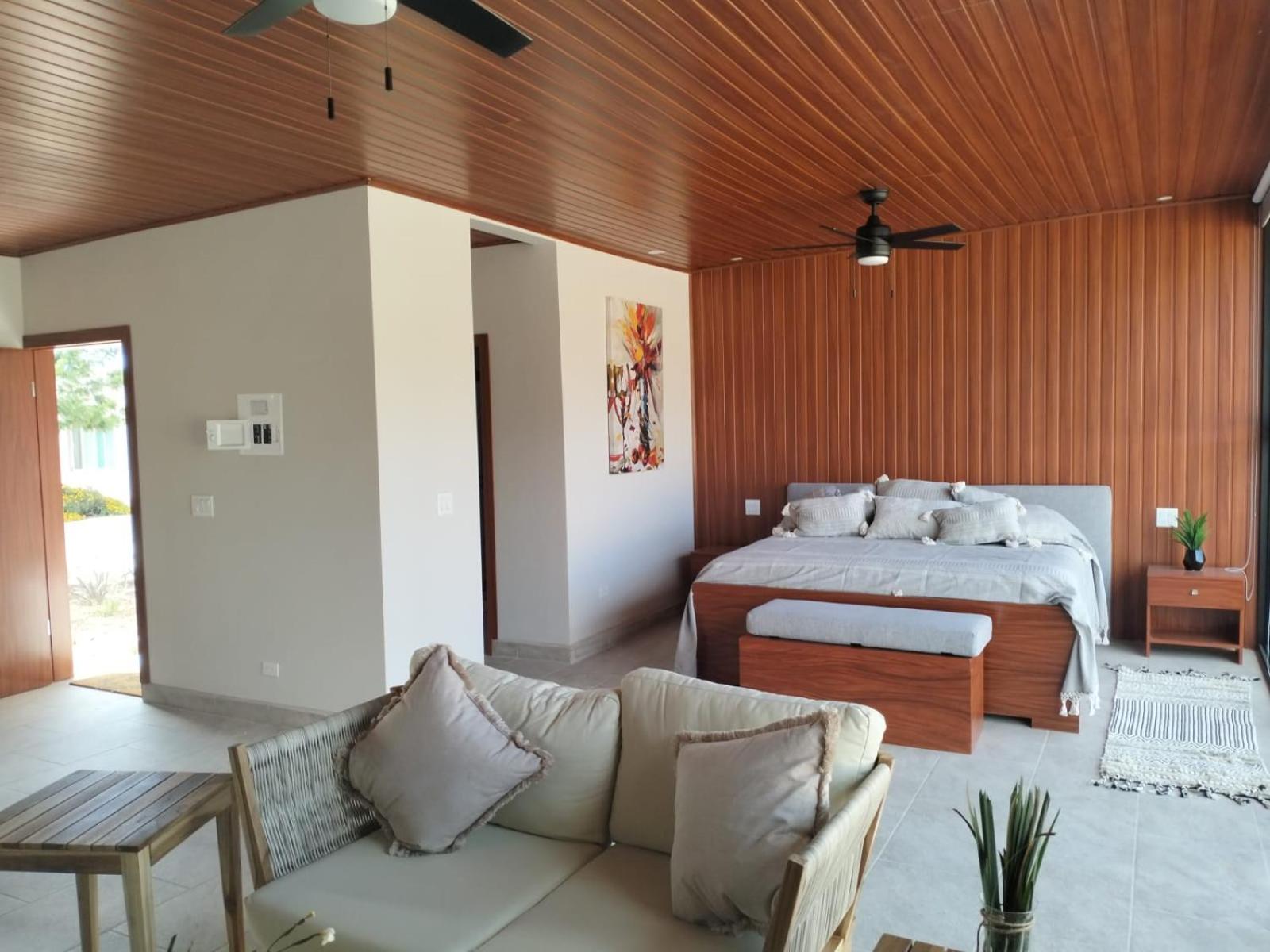 One-Bedroom Apartment - Photo 1