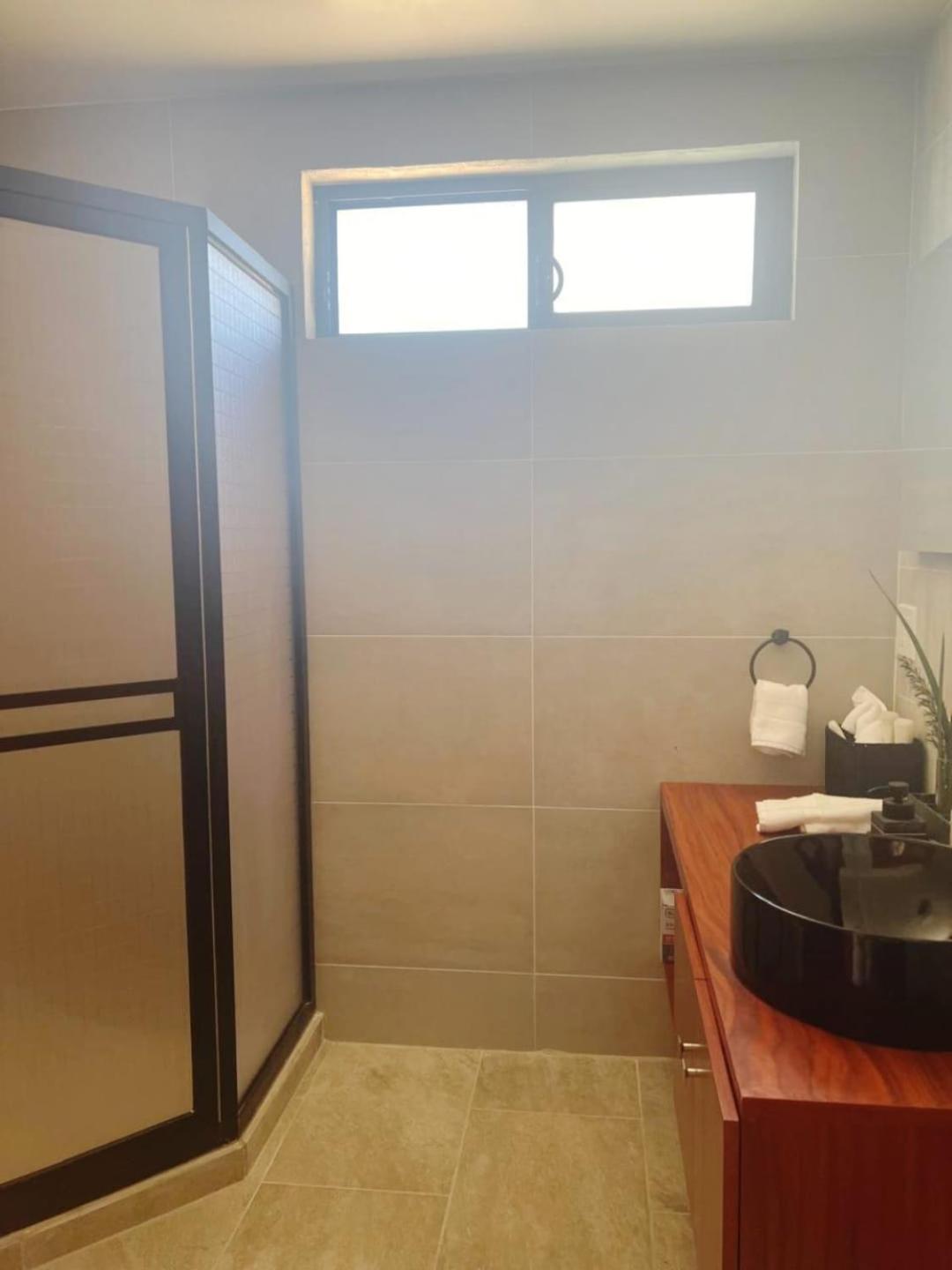 One-Bedroom Apartment - Photo 14