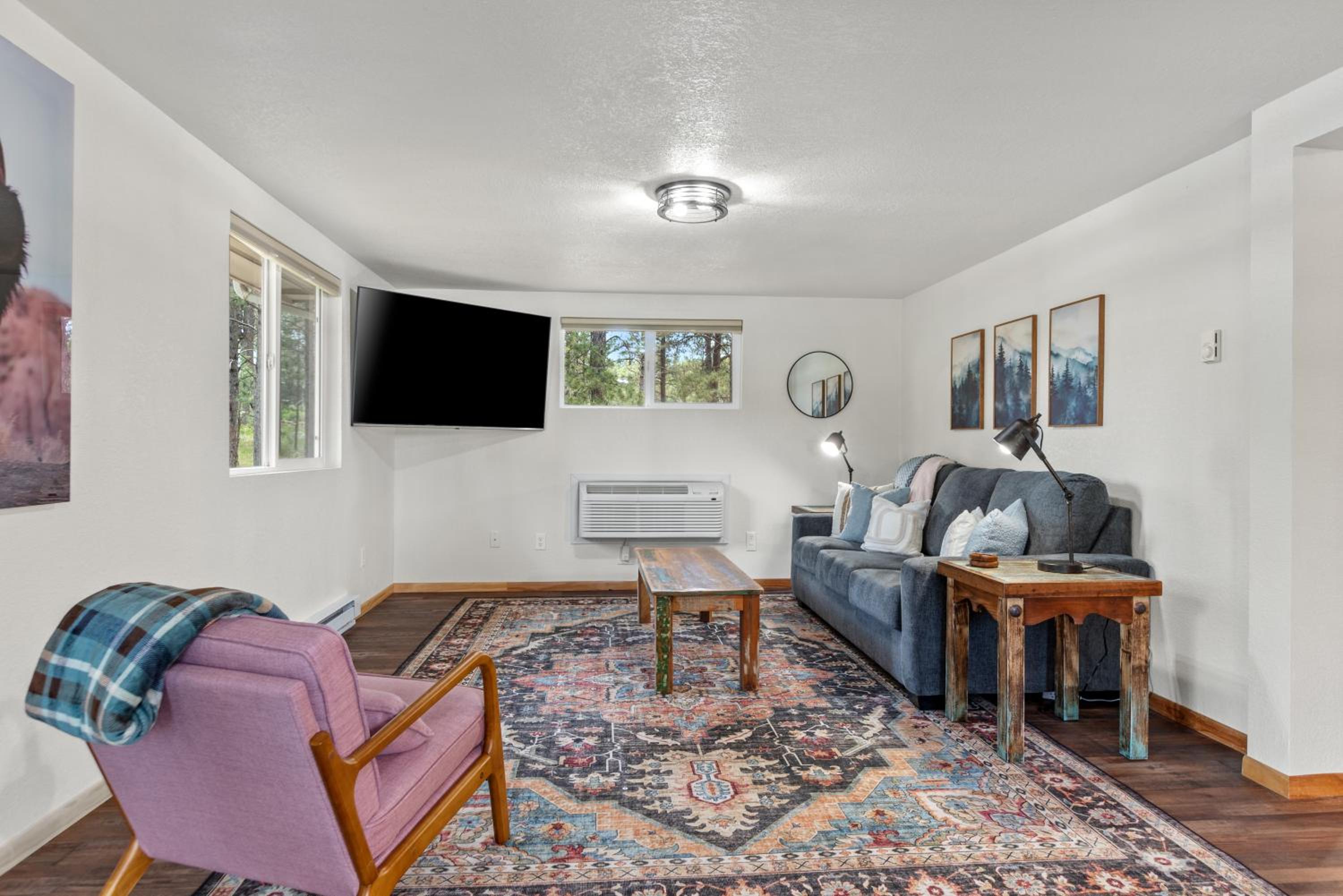One-Bedroom House photo 1