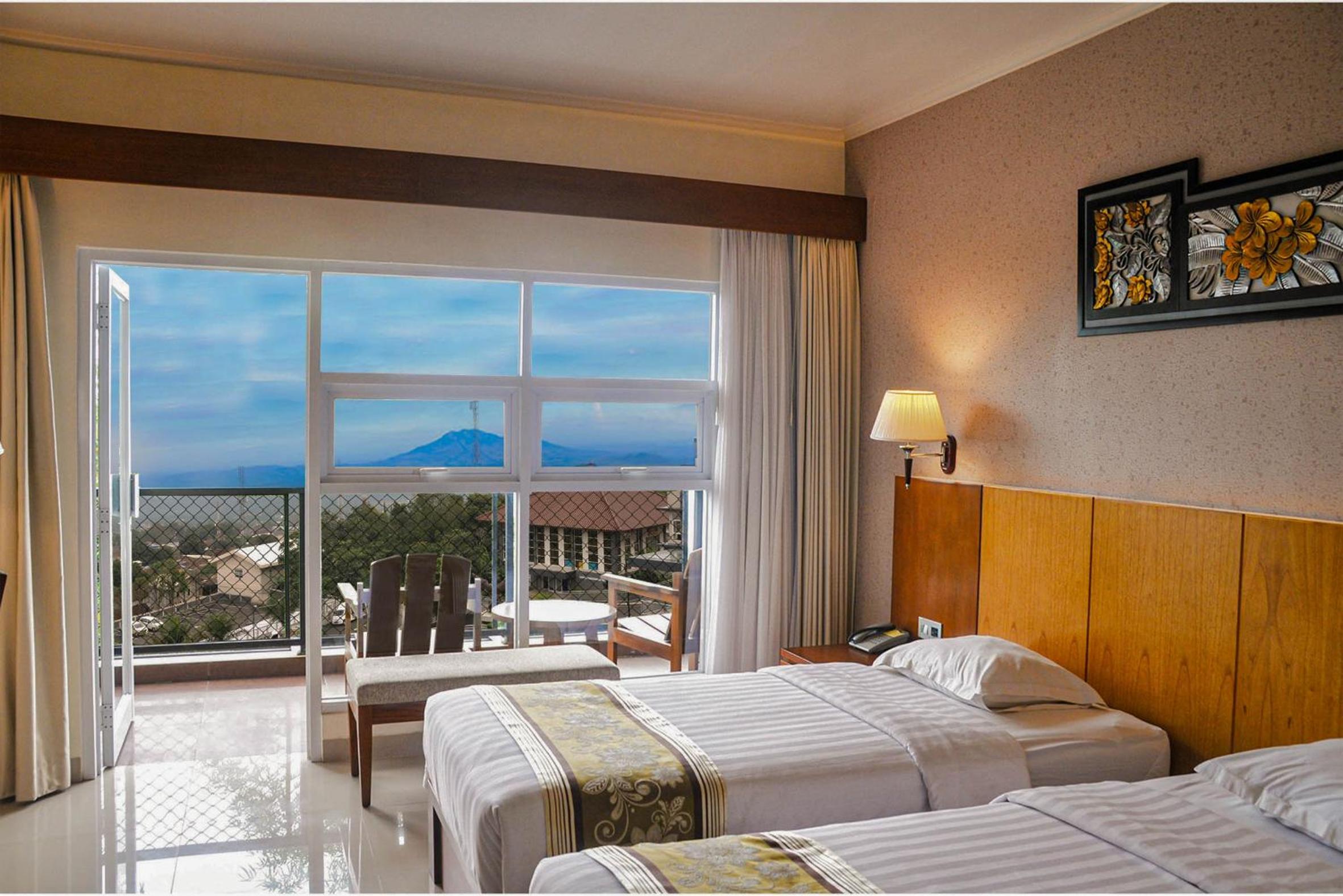 Deluxe Twin Room - Photo 2