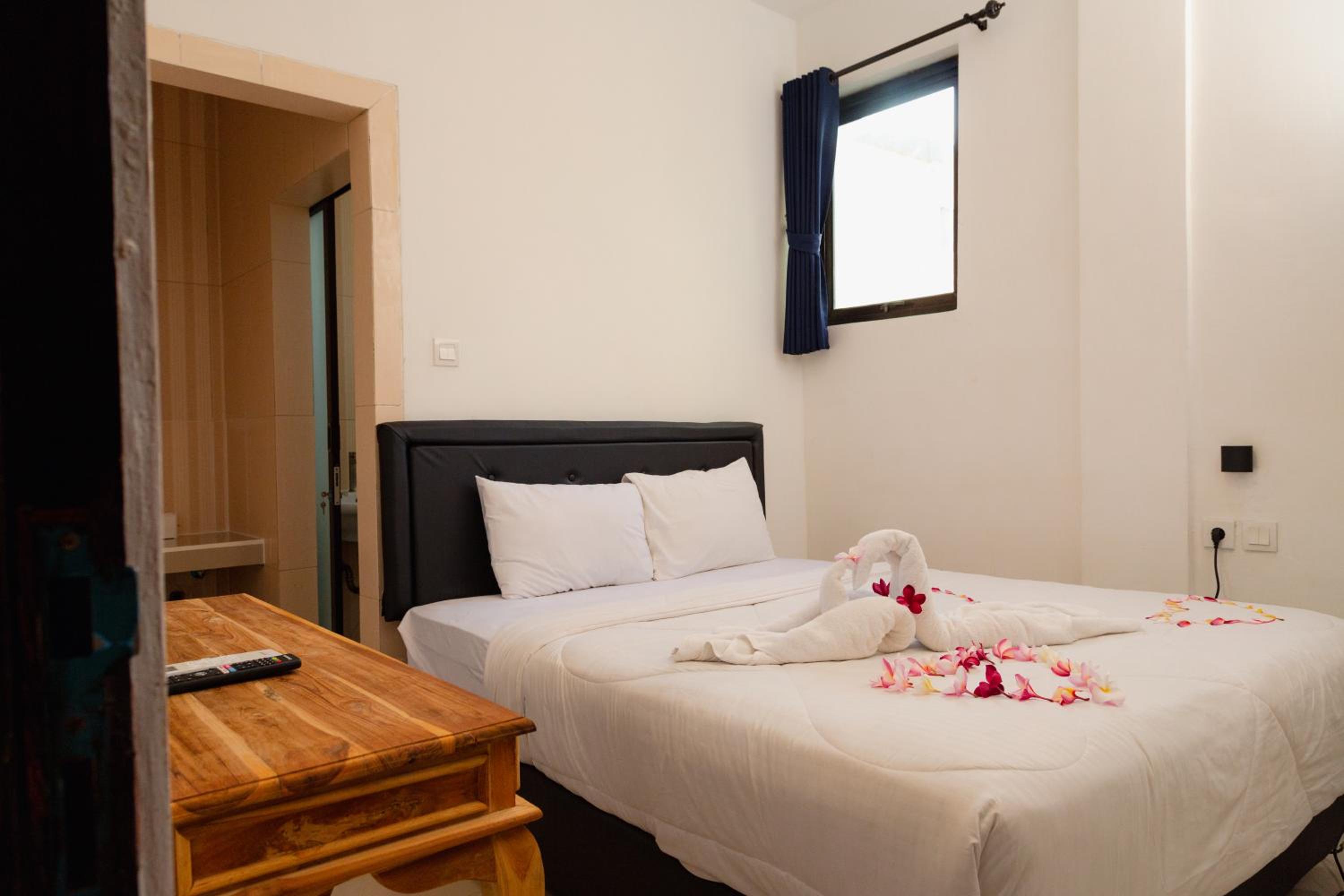 Deluxe Double Room - Photo 7