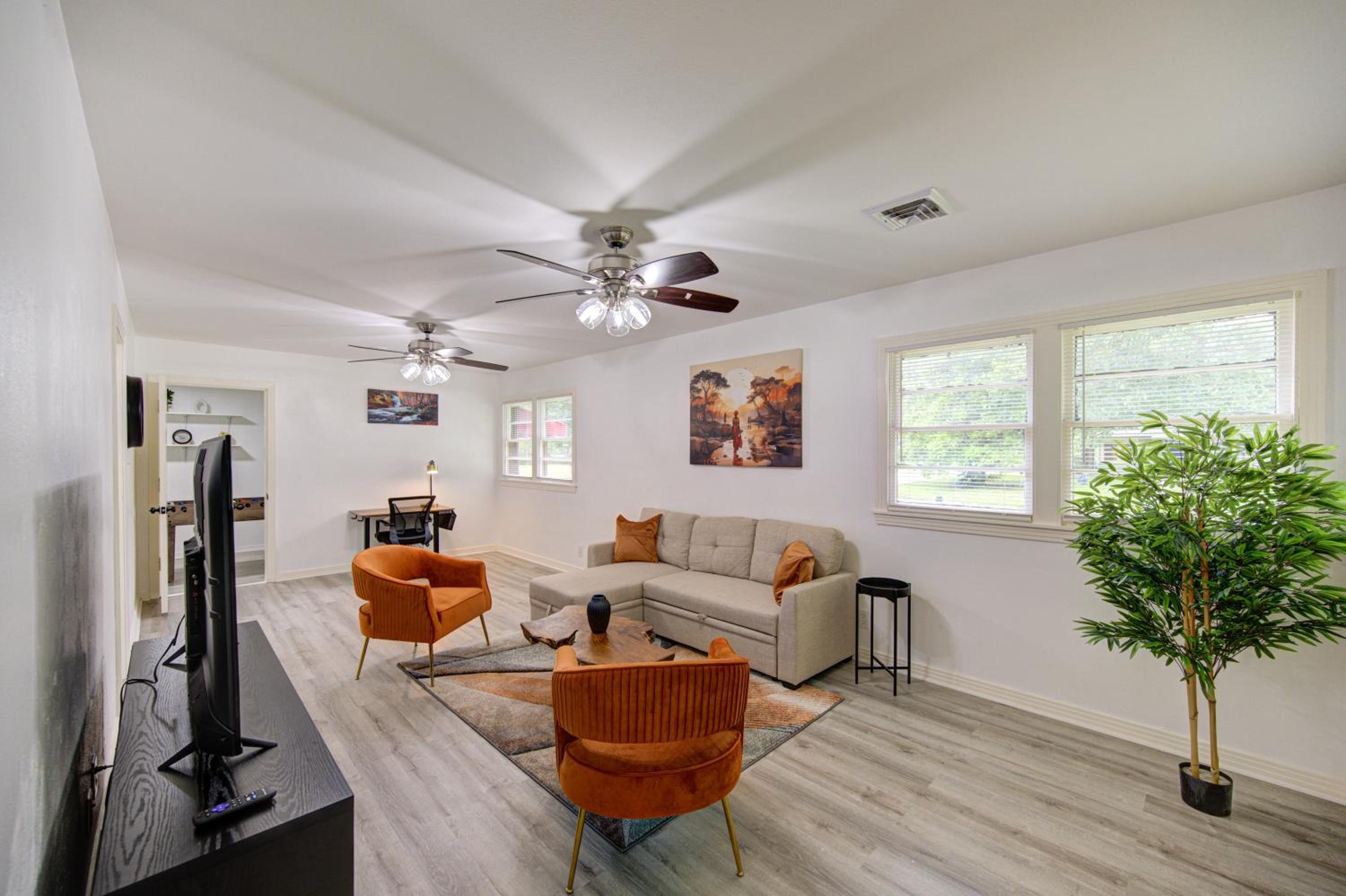 Three-Bedroom House photo 1