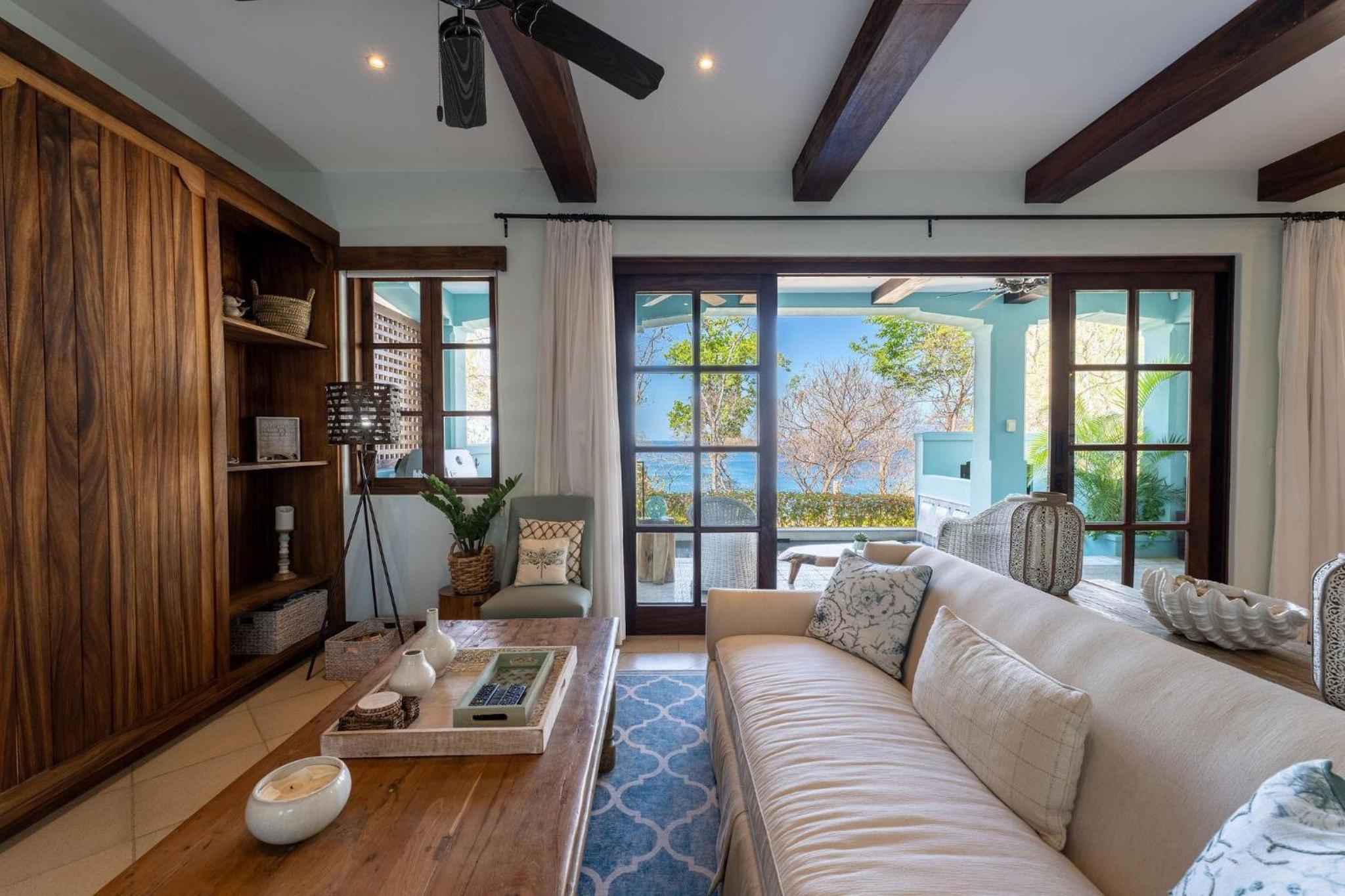 Three-Bedroom Vacation Home  photo 2