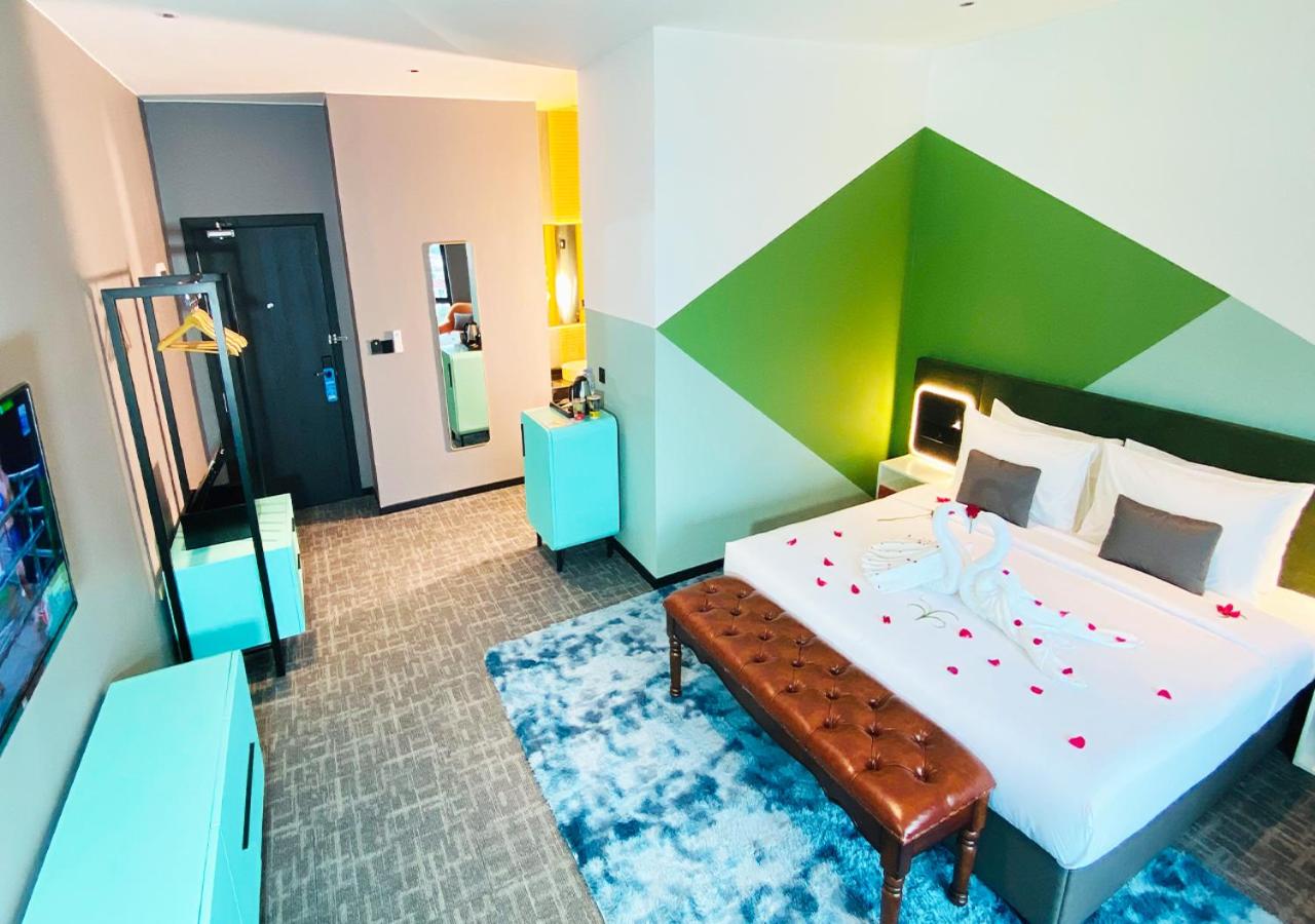Deluxe Double Room - Photo 8
