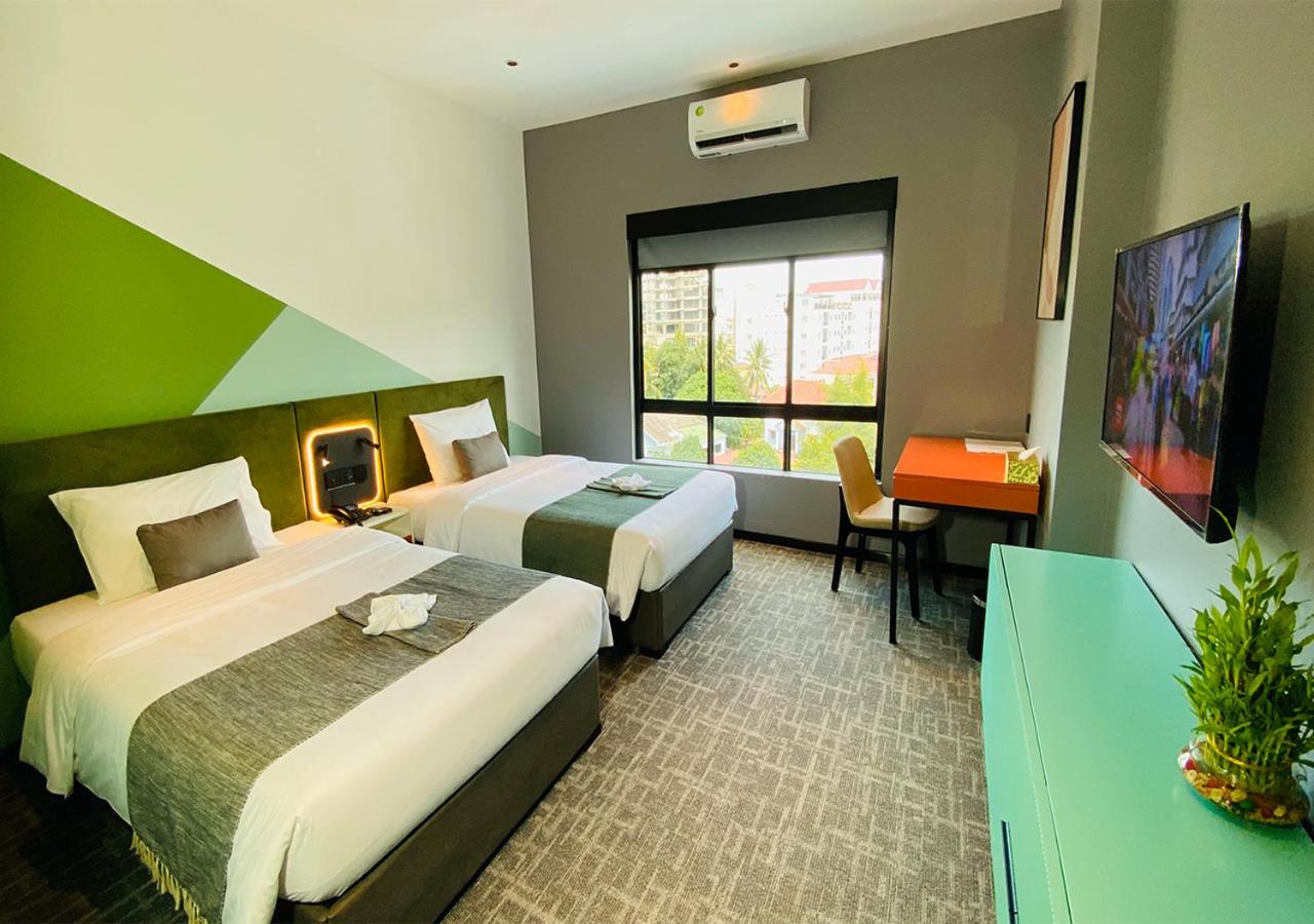 Standard Twin Room with Mountain View - Photo 2