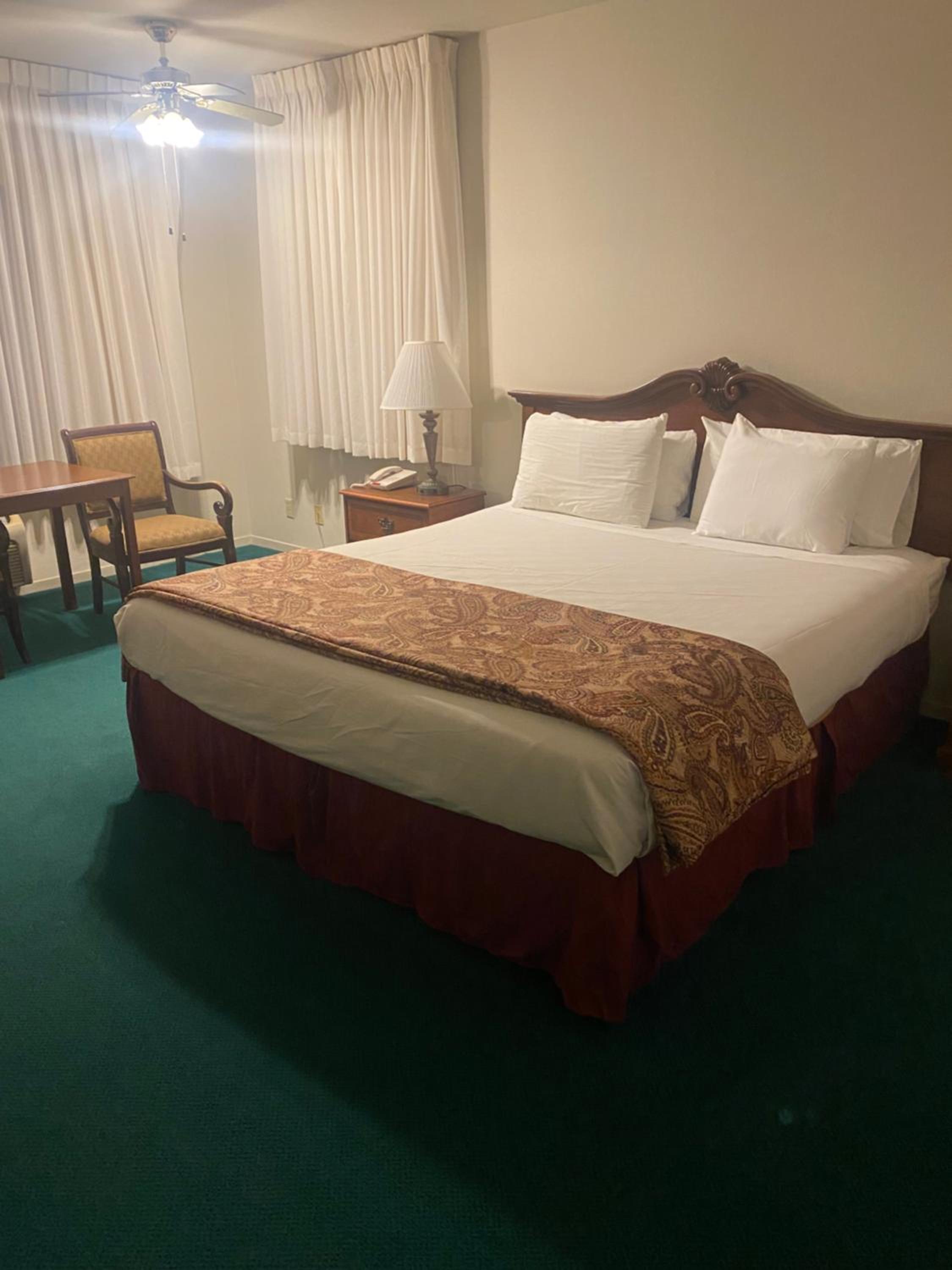 Standard King Room