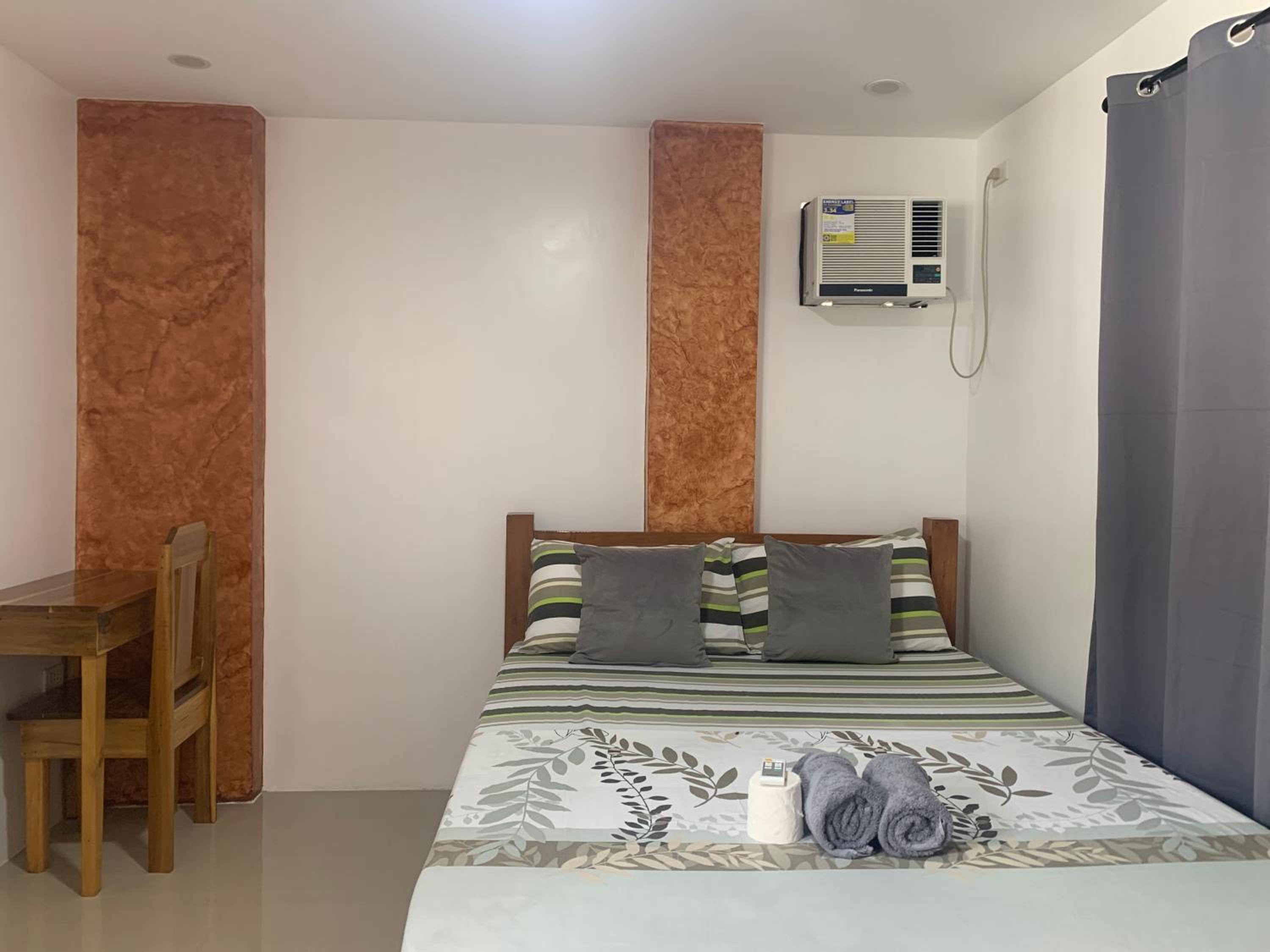 Standard Double Room - Photo 3