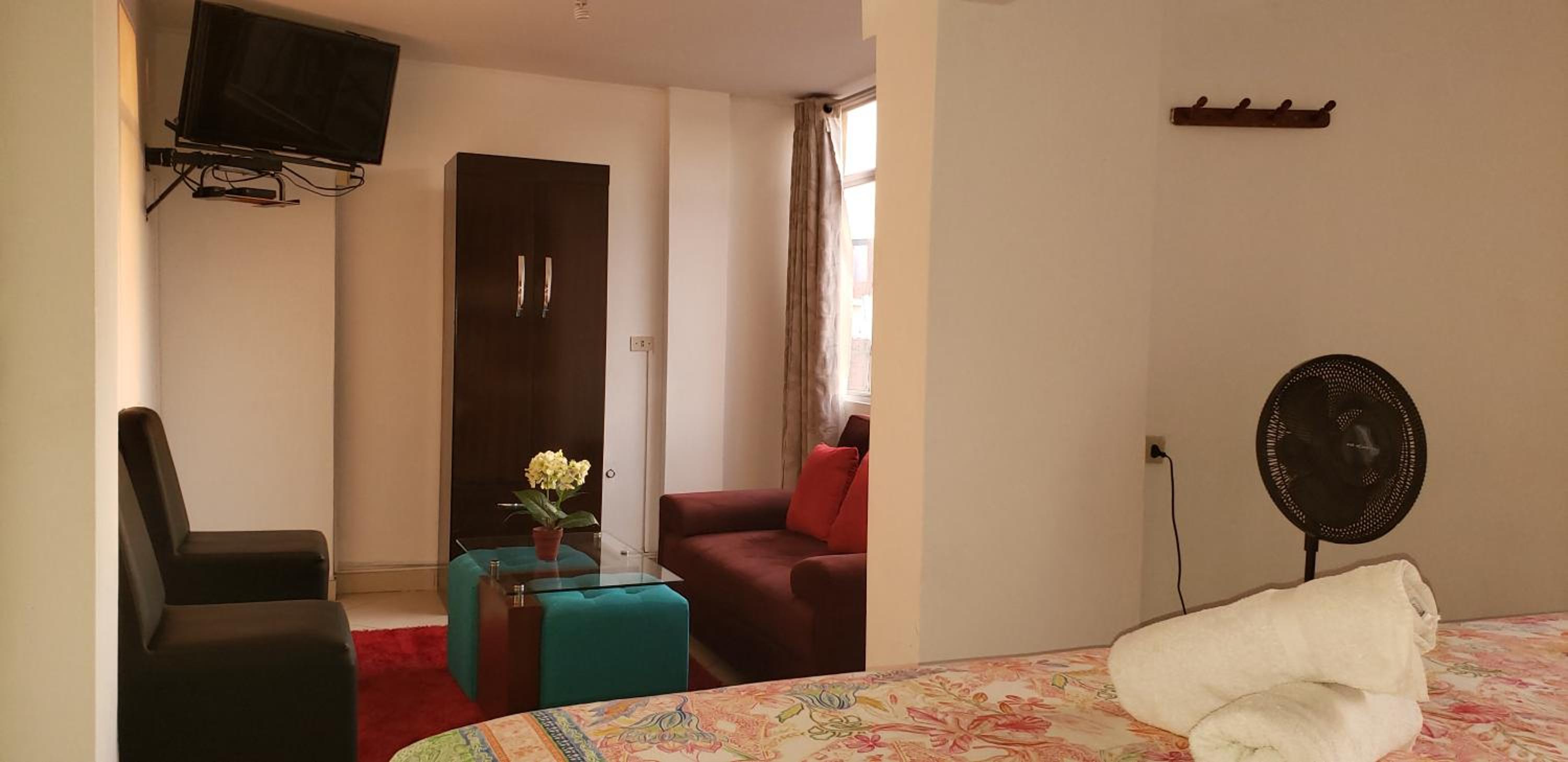 Deluxe King Room photo 2