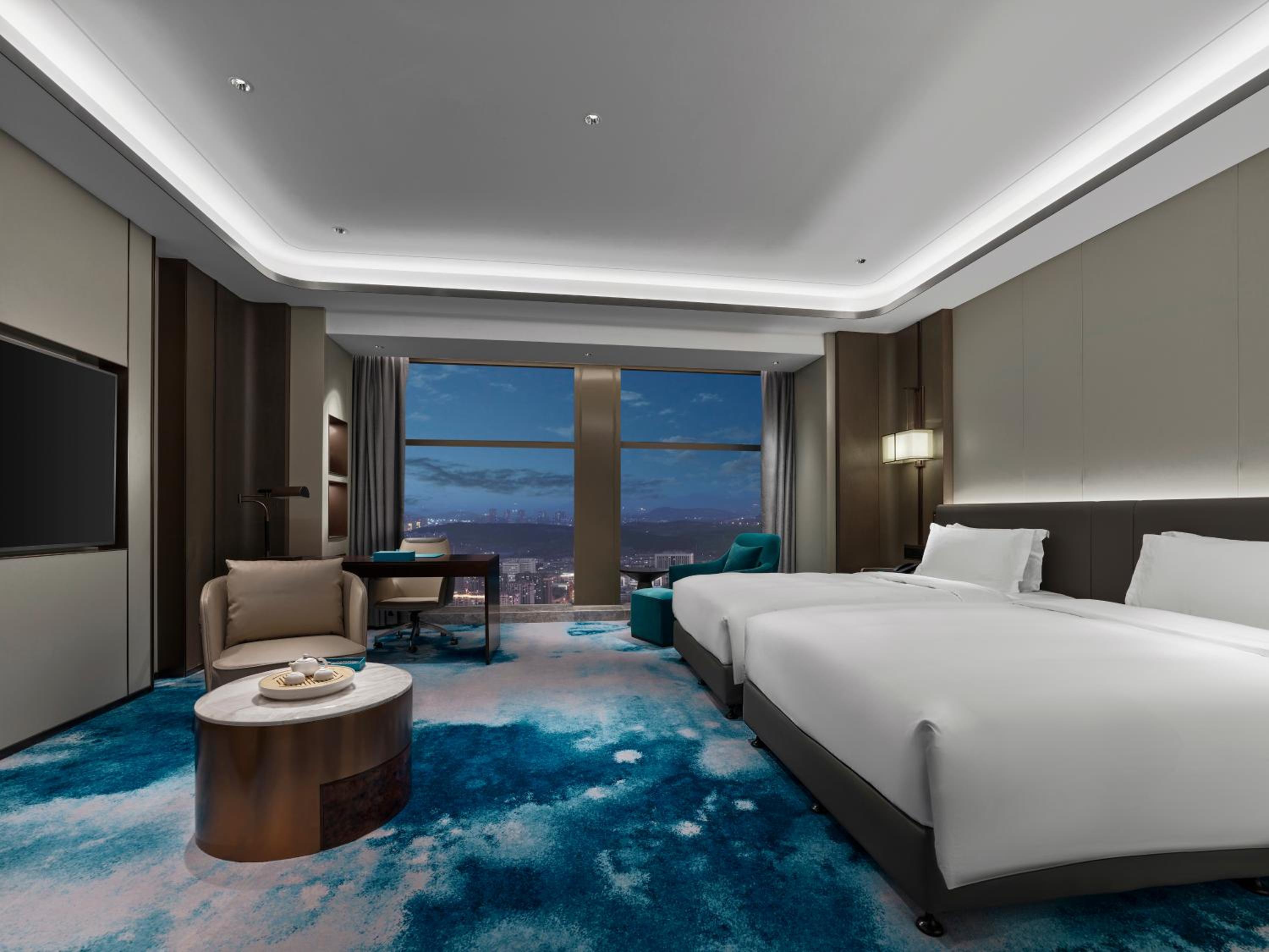 Superior 2 Double Beds Room - Photo 3