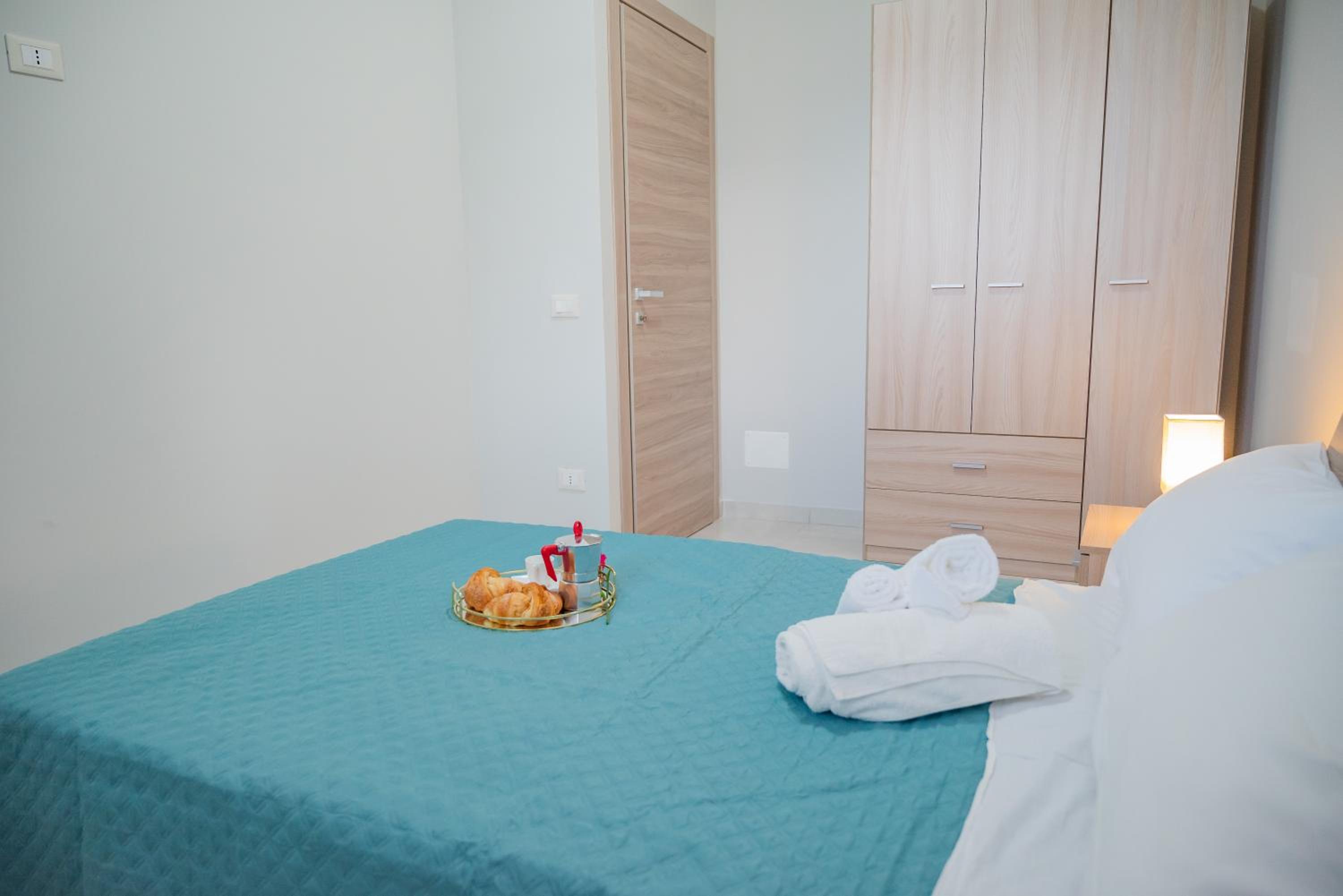 Two-Bedroom Apartment With Balcony And Sea View