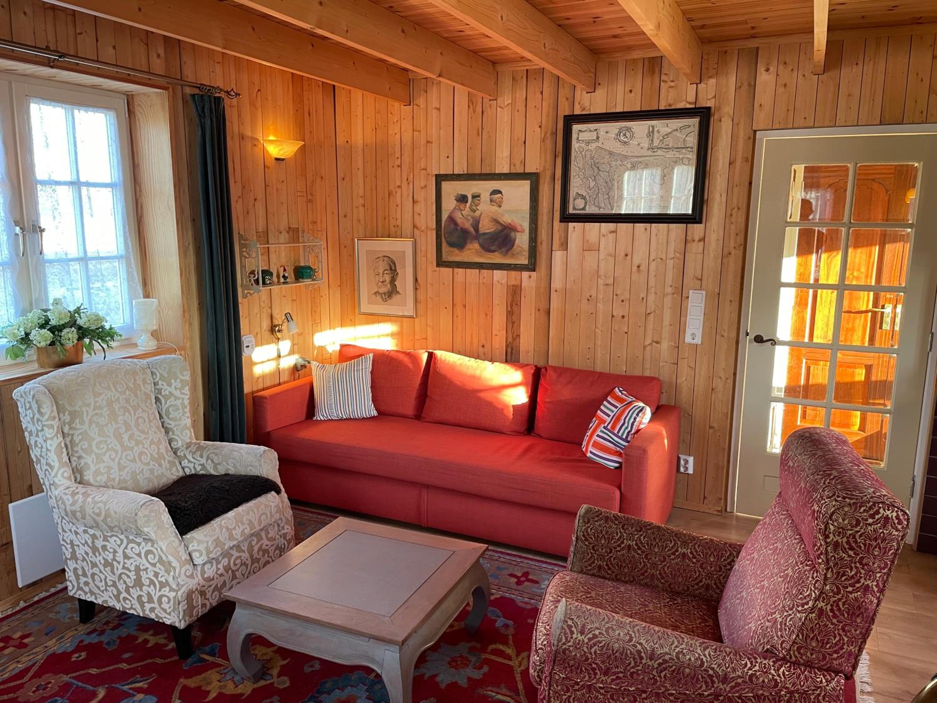 One-Bedroom House photo 1
