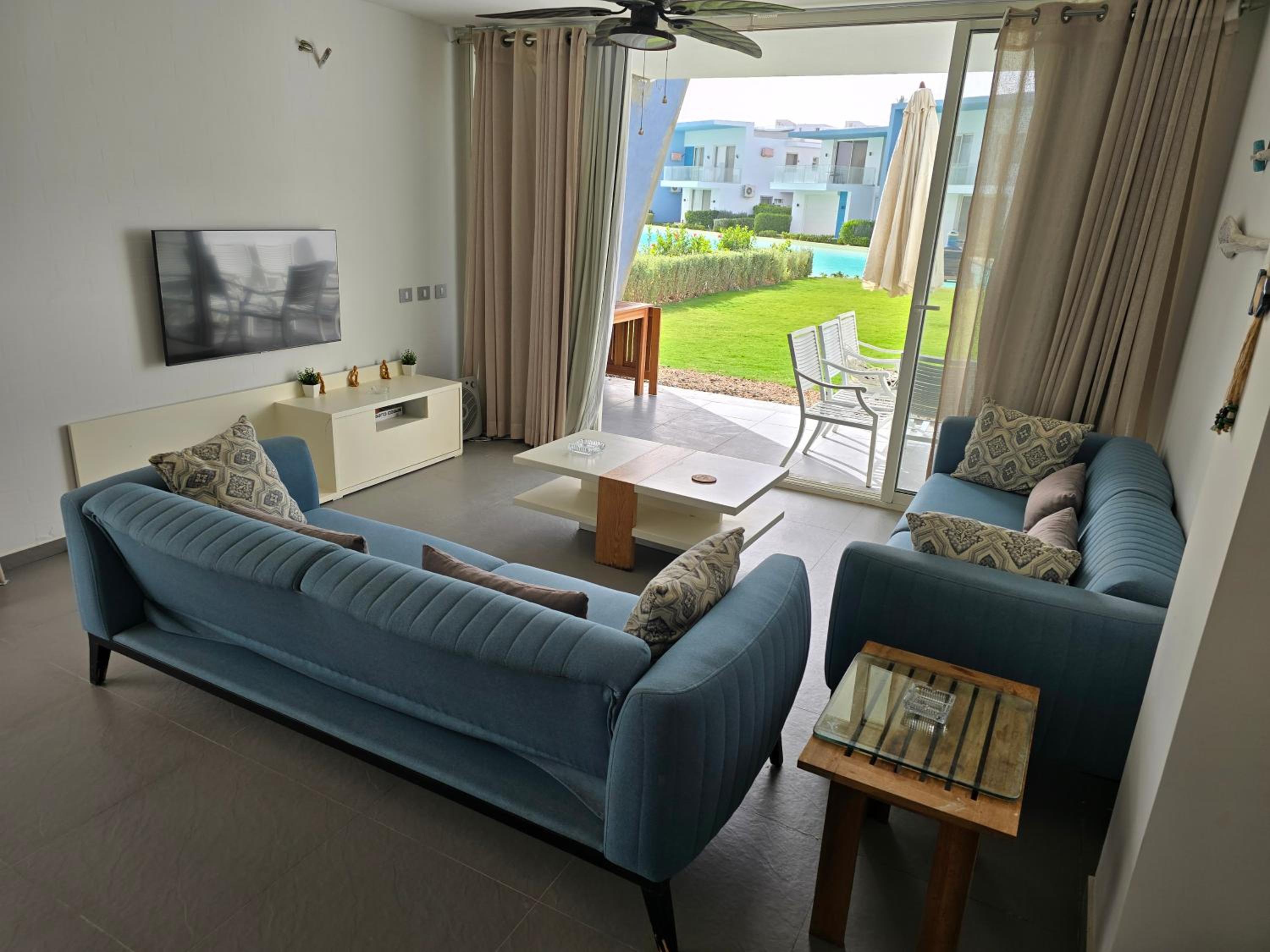 Four-Bedroom House photo 1