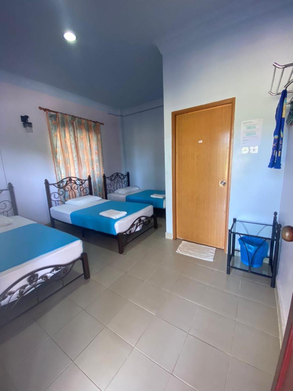 Deluxe Triple Room photo 3