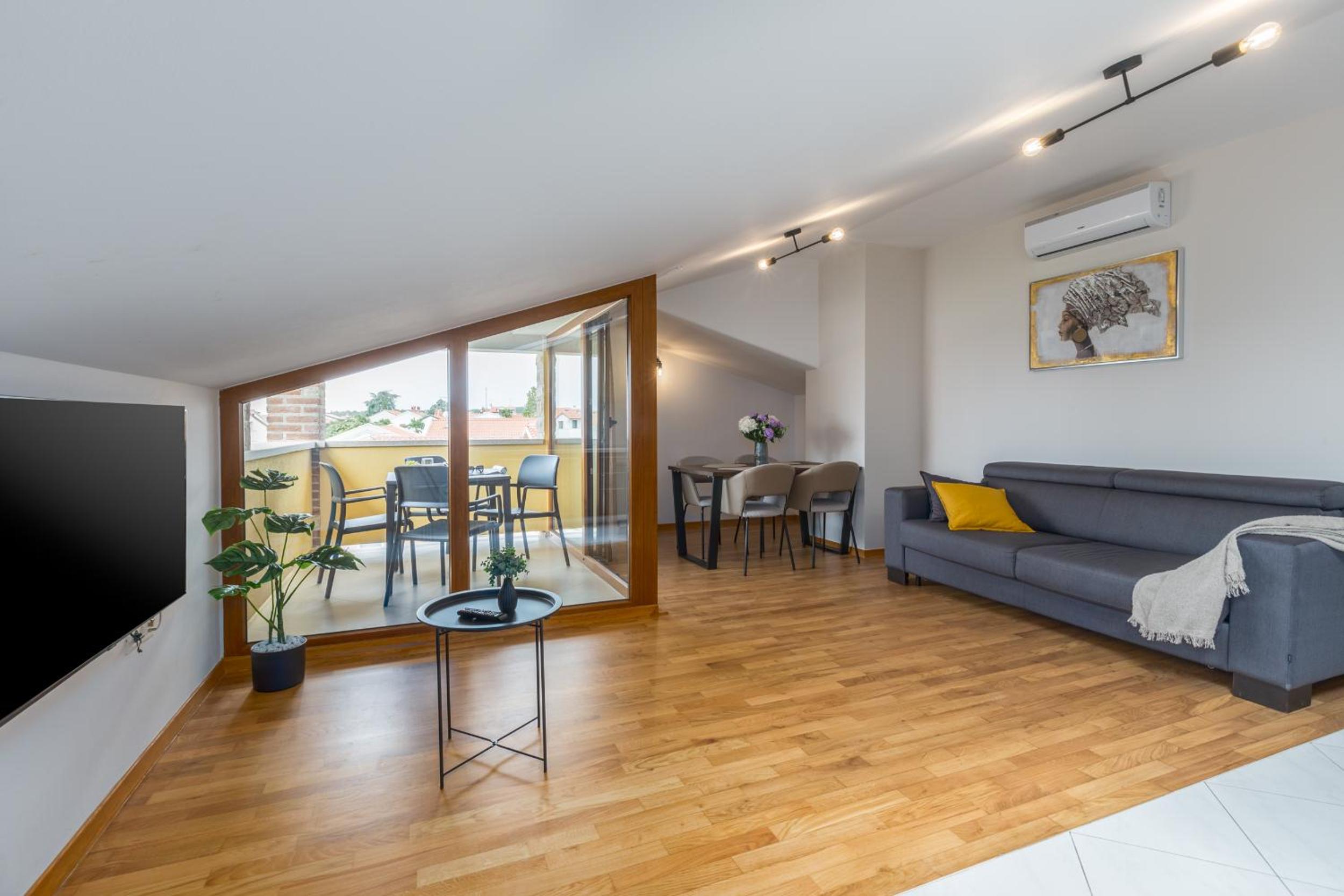 Apartment with Sea View photo 1