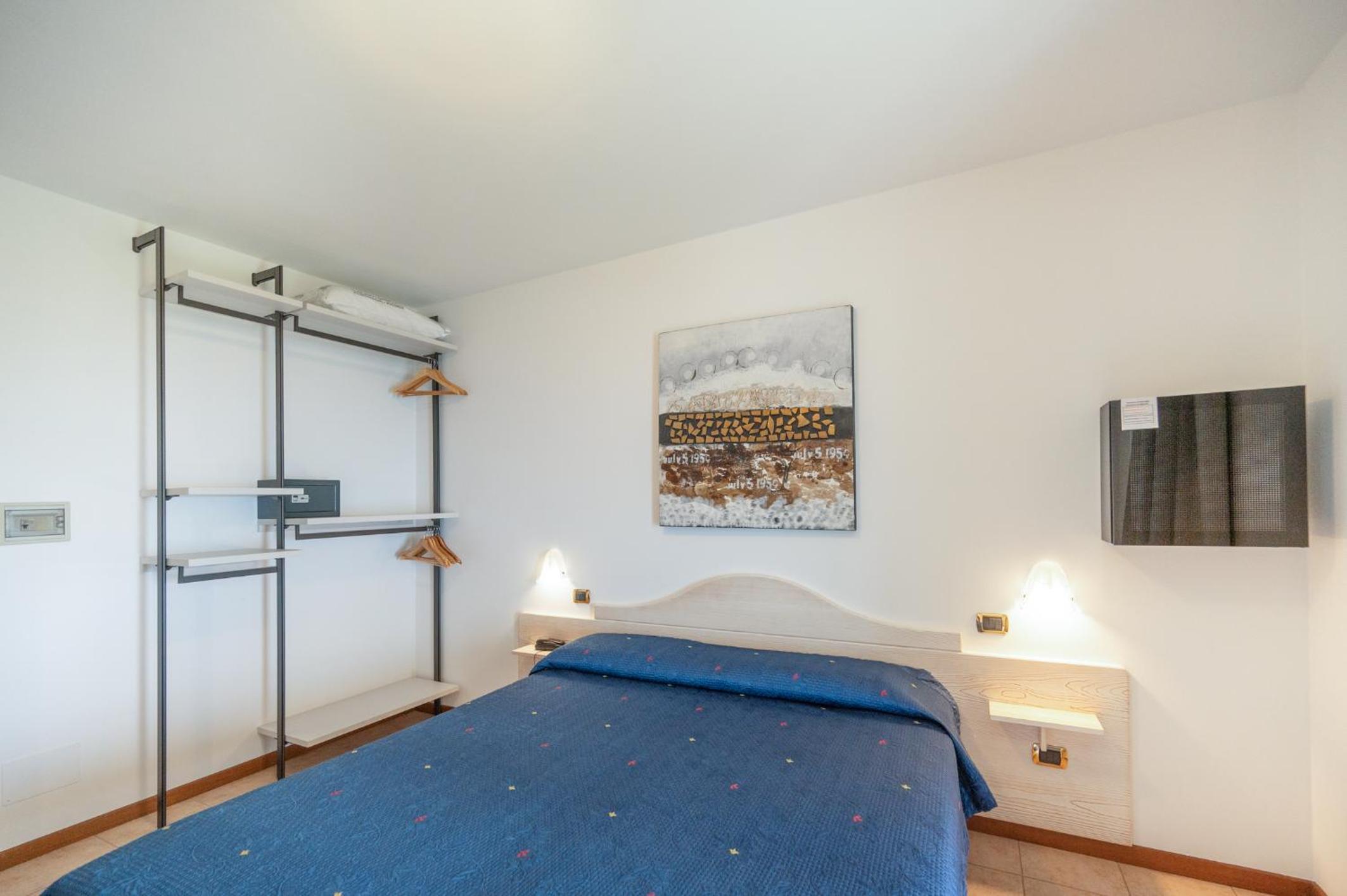 Double Room With Lake View photo 2
