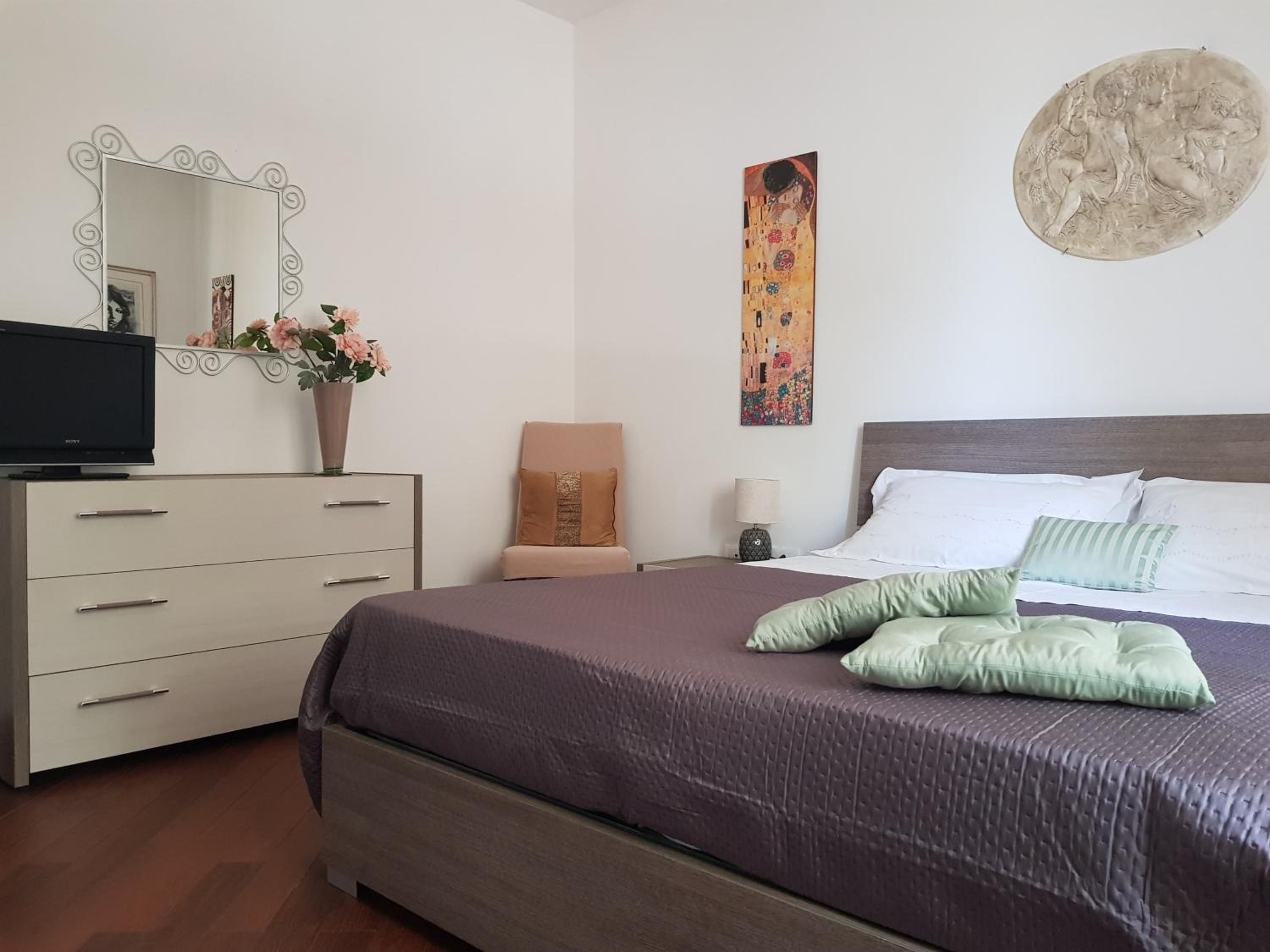 Deluxe Family Suite
