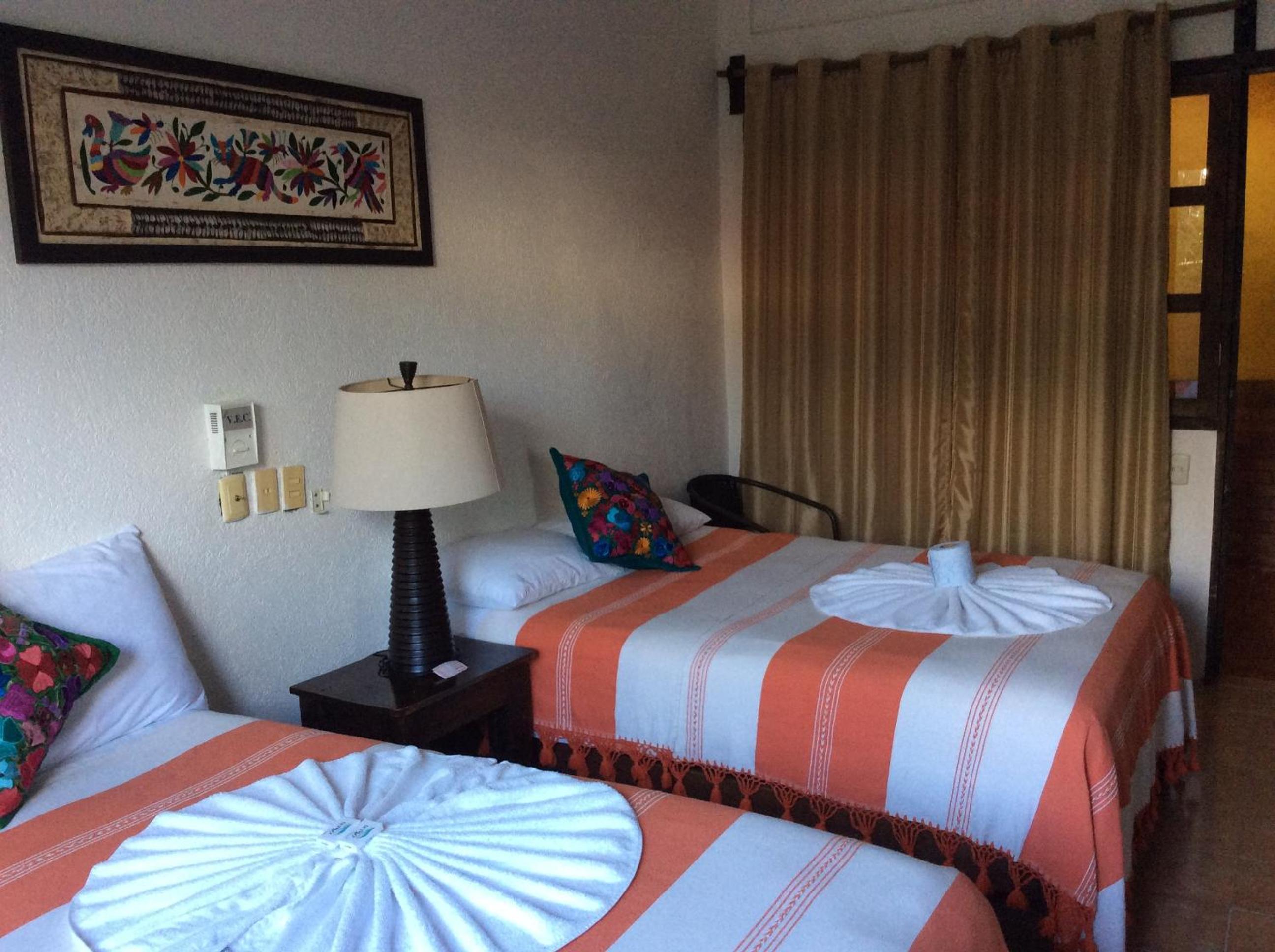 Double Room with Two Double Beds photo 2
