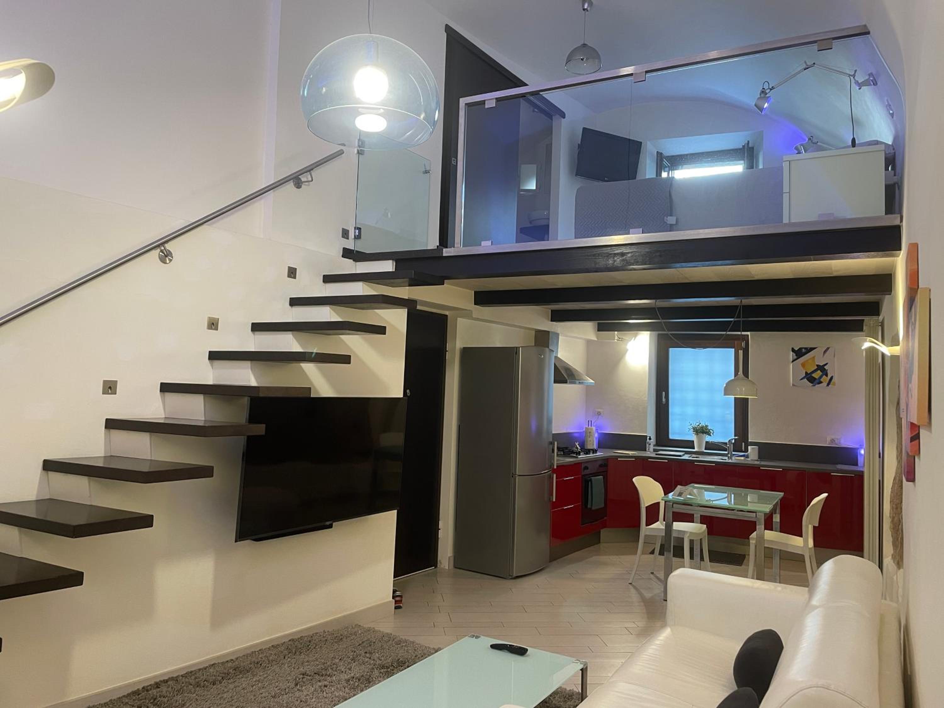 One-Bedroom Apartment - Photo 1
