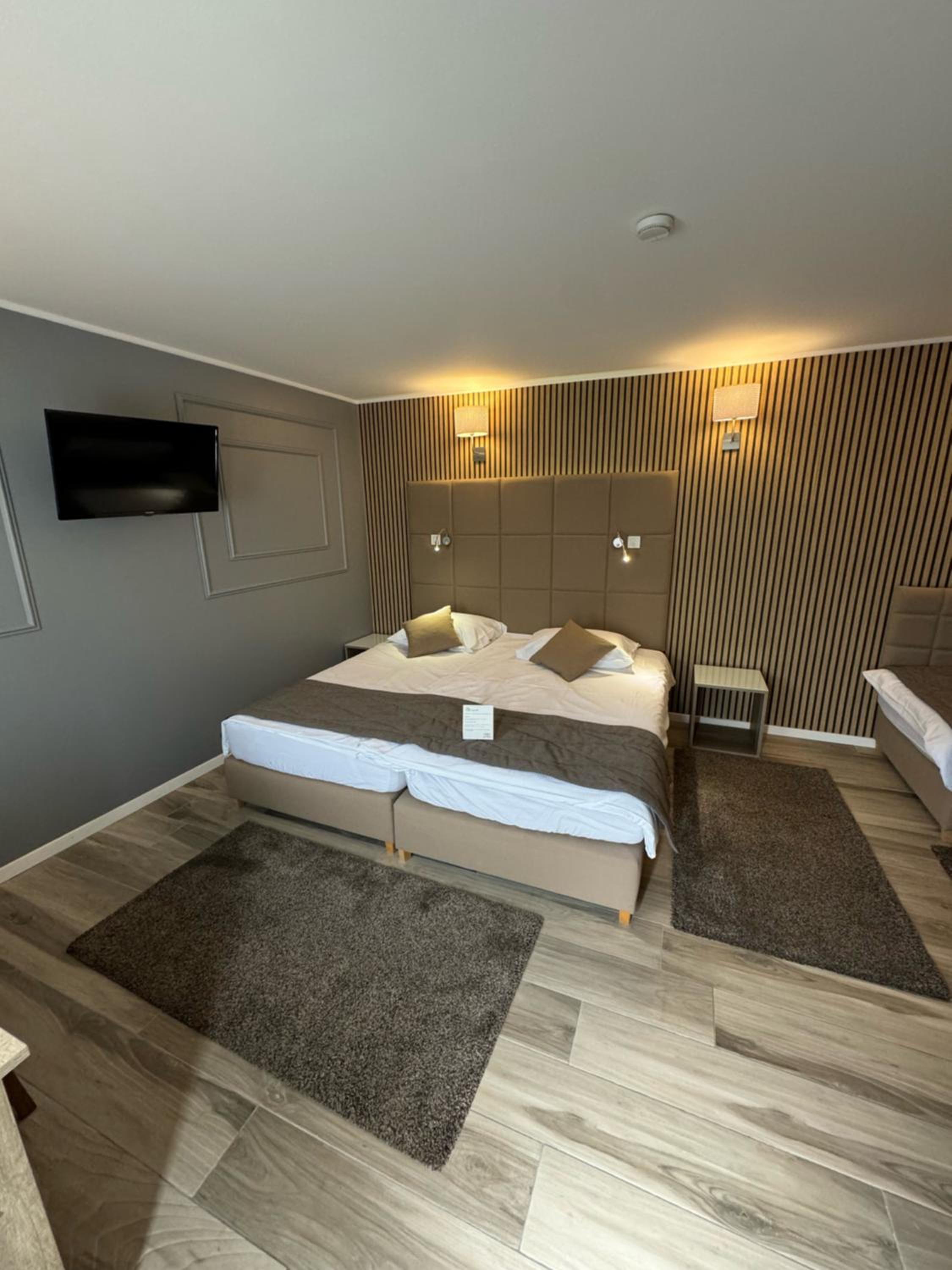 Triple Room with Private Bathroom
