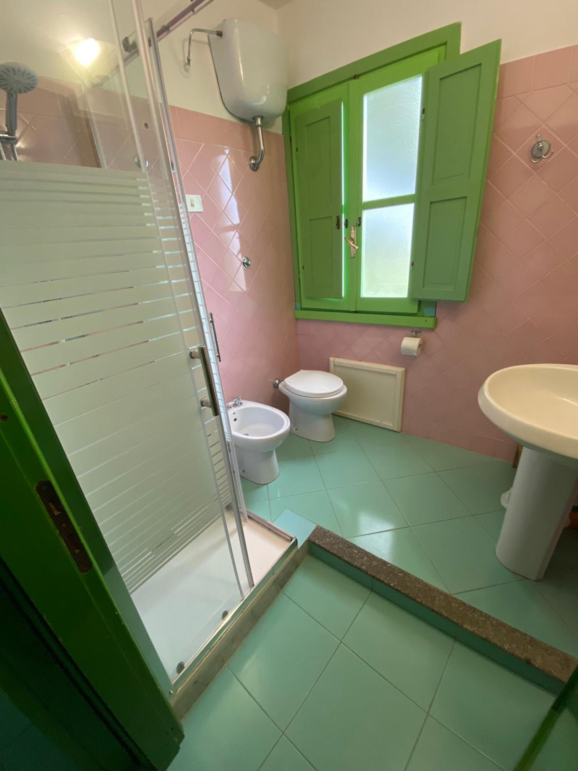 Two-Bedroom Apartment - Photo 44