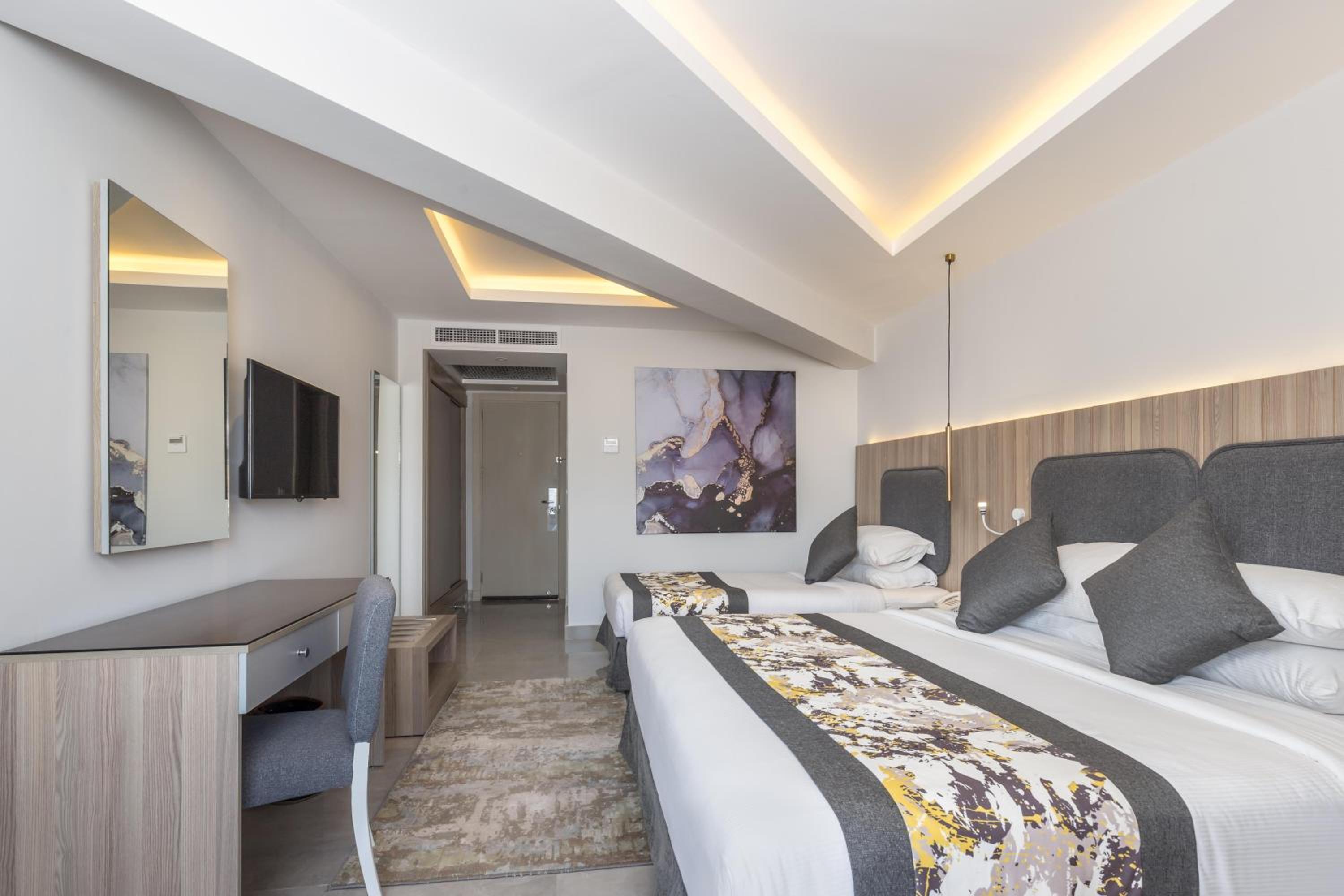 Premium Deluxe Room