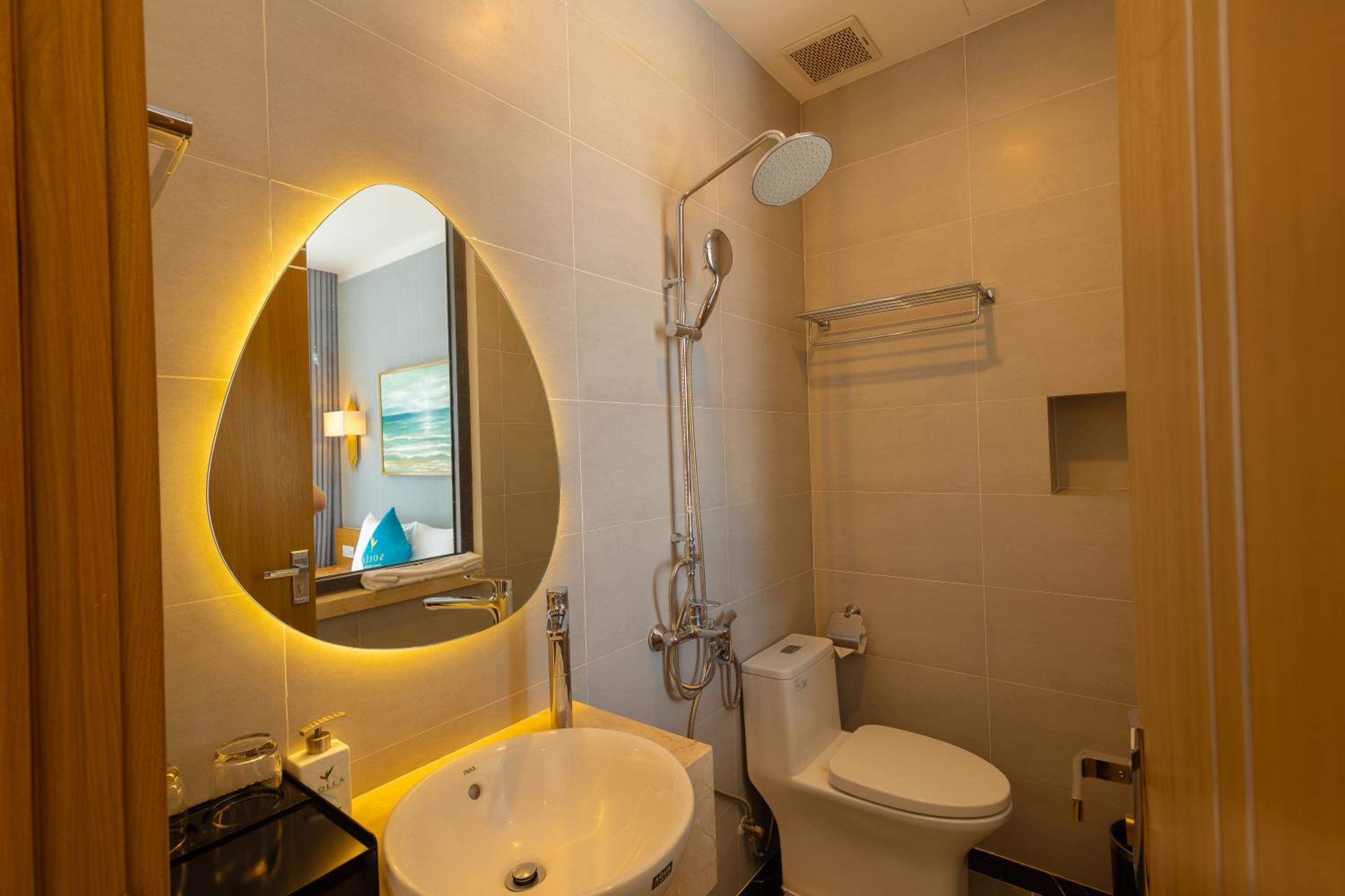 Standard Double Room - Photo 4