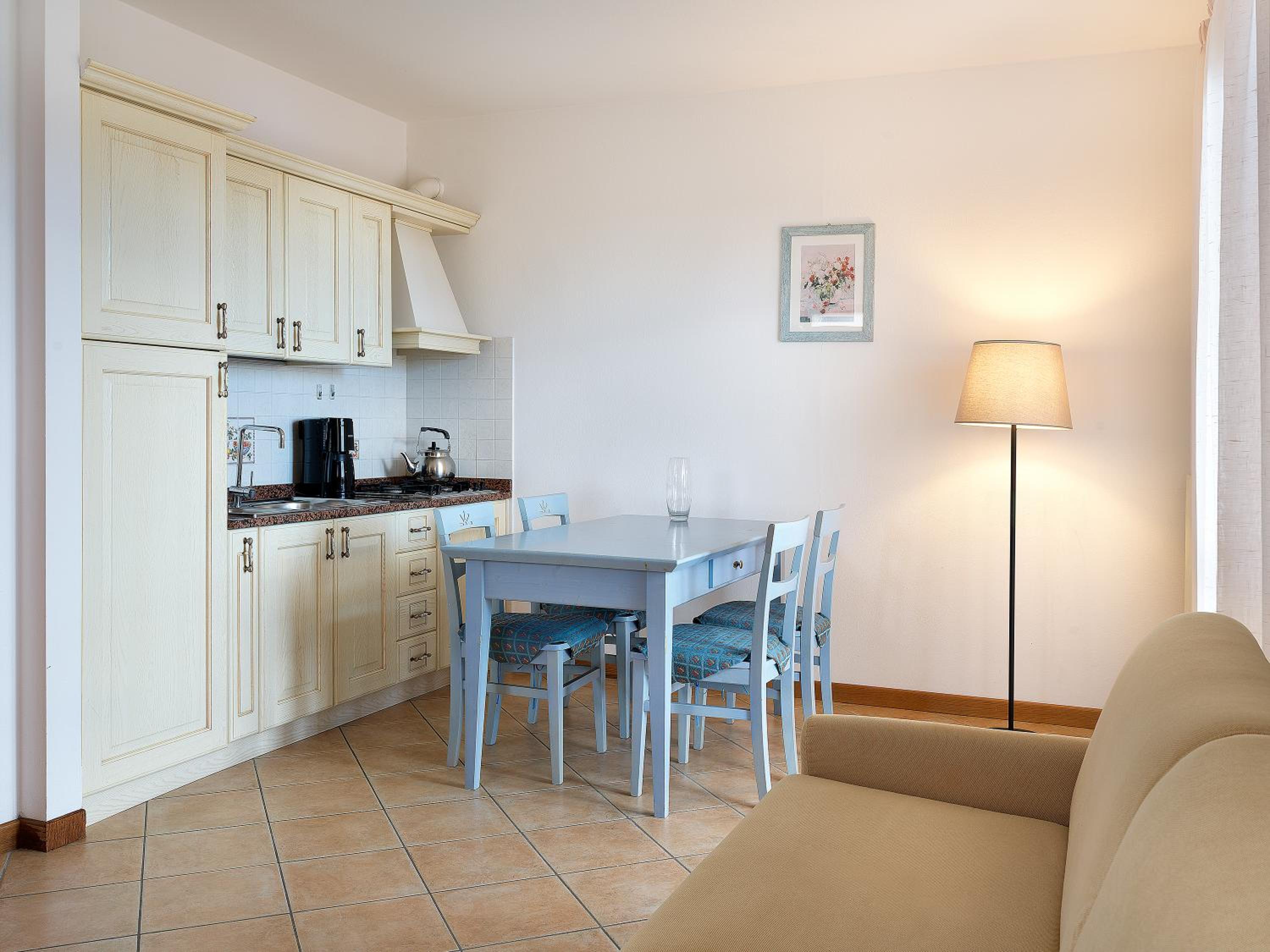 Standard One-Bedroom Apartment with Lake View photo 2